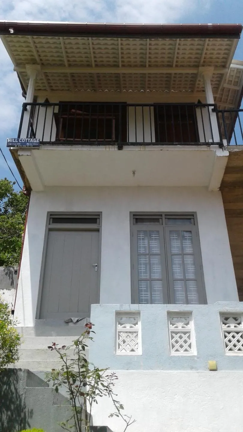 Hill cottage - ocean view