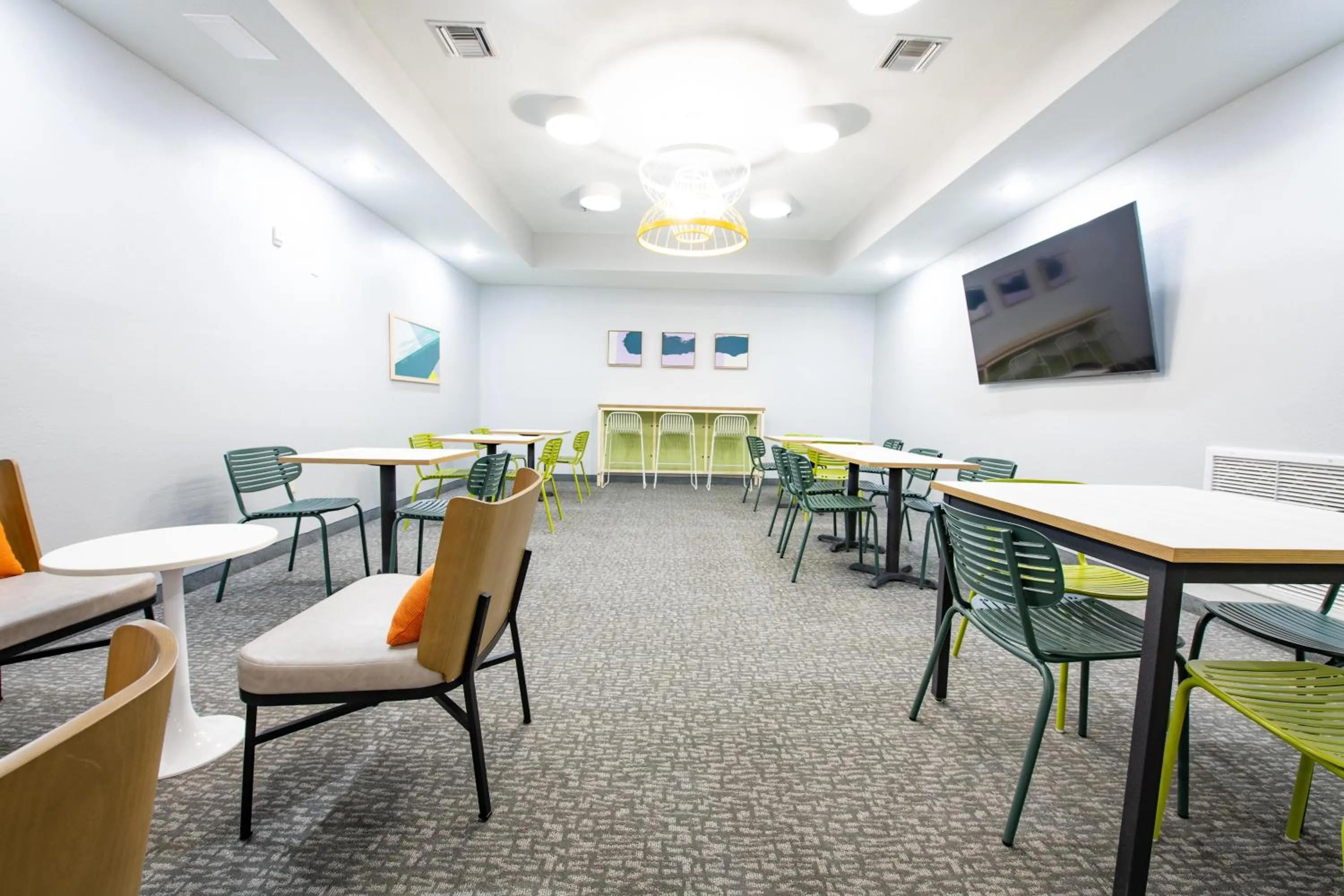 Meeting/conference room in Spark By Hilton Lafayette South