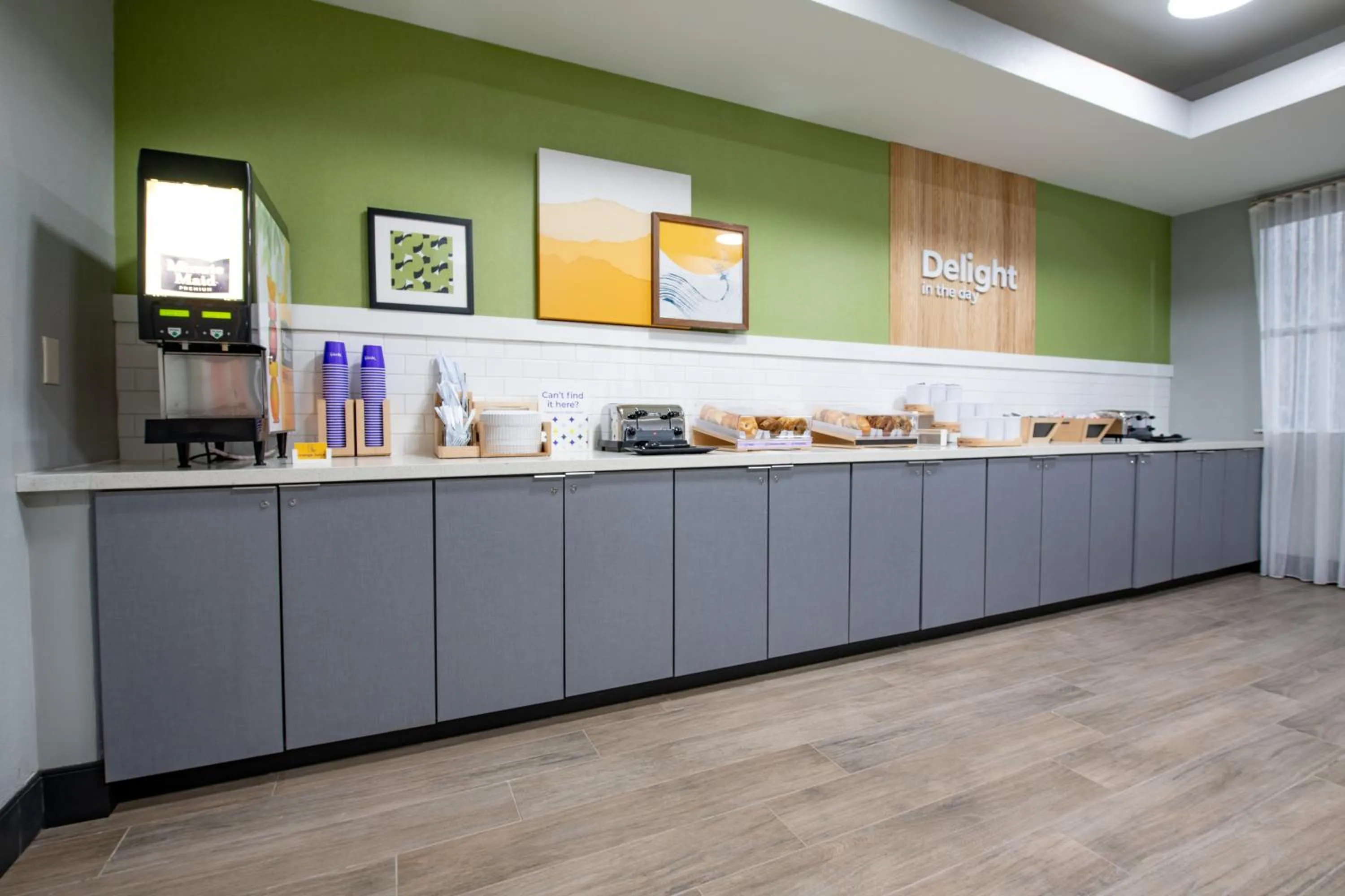 Coffee/tea facilities in Spark By Hilton Lafayette South