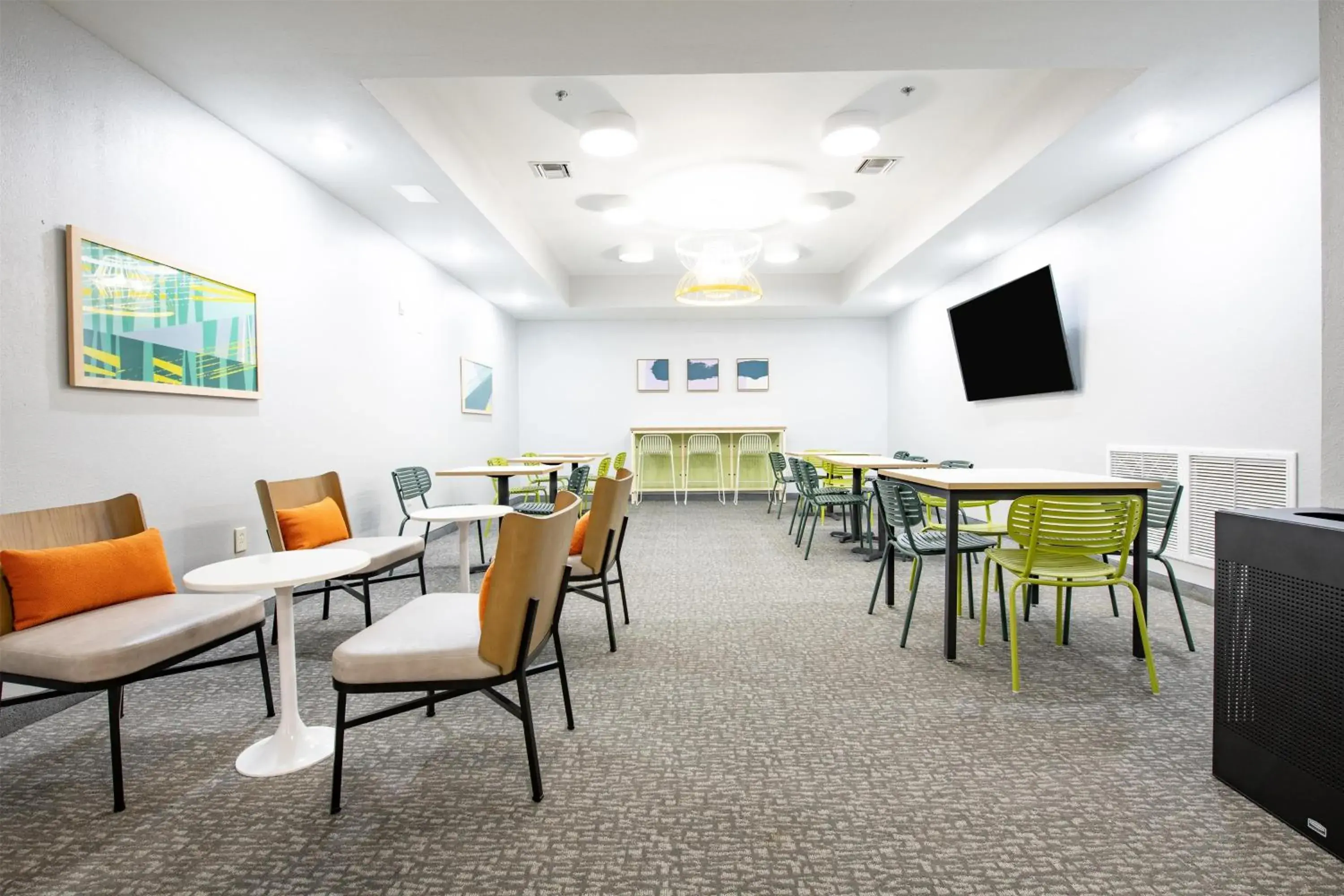 Lobby or reception in Spark By Hilton Lafayette South Lobby or reception in Spark By Hilton Lafayette South