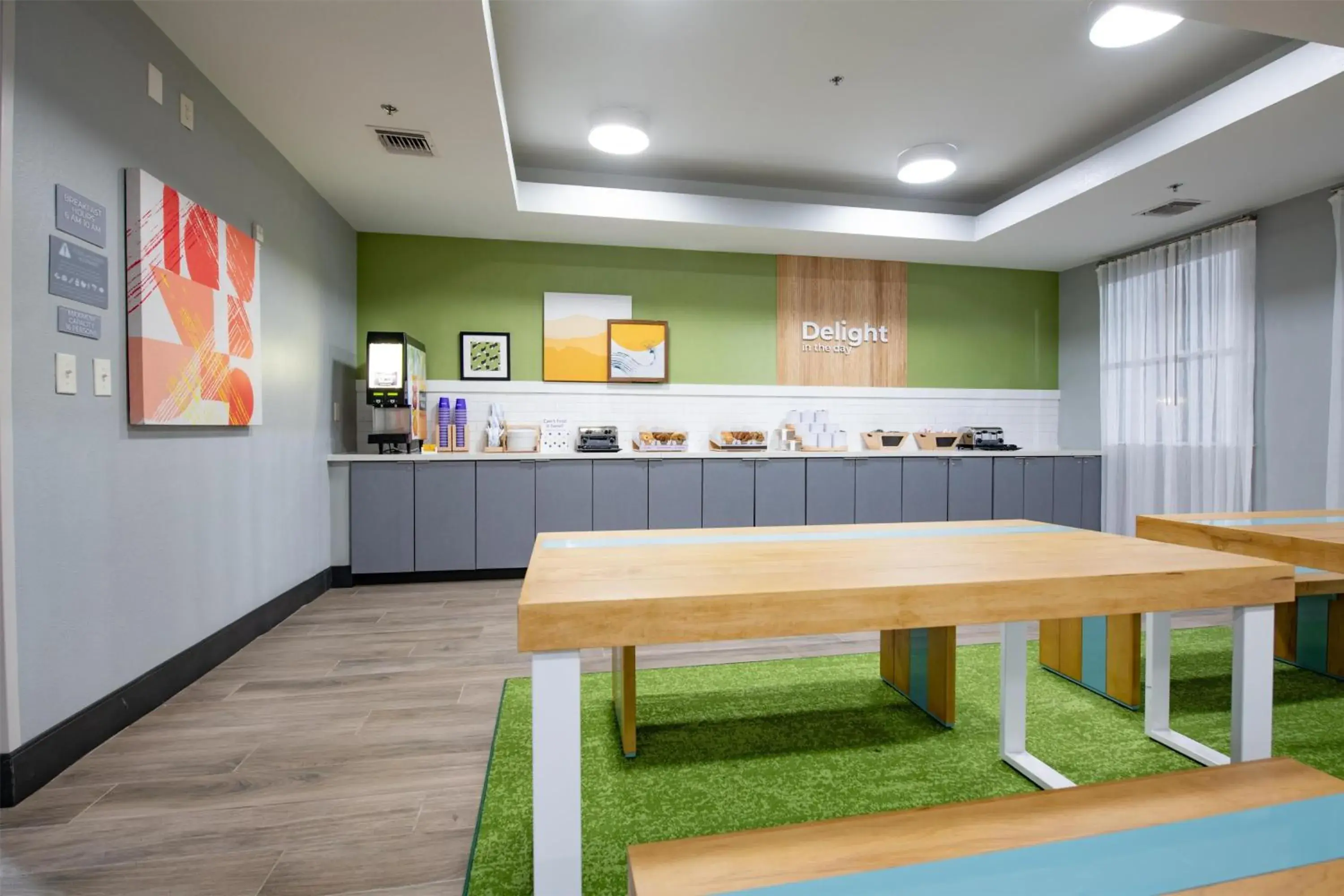 Breakfast in Spark By Hilton Lafayette South Breakfast in Spark By Hilton Lafayette South