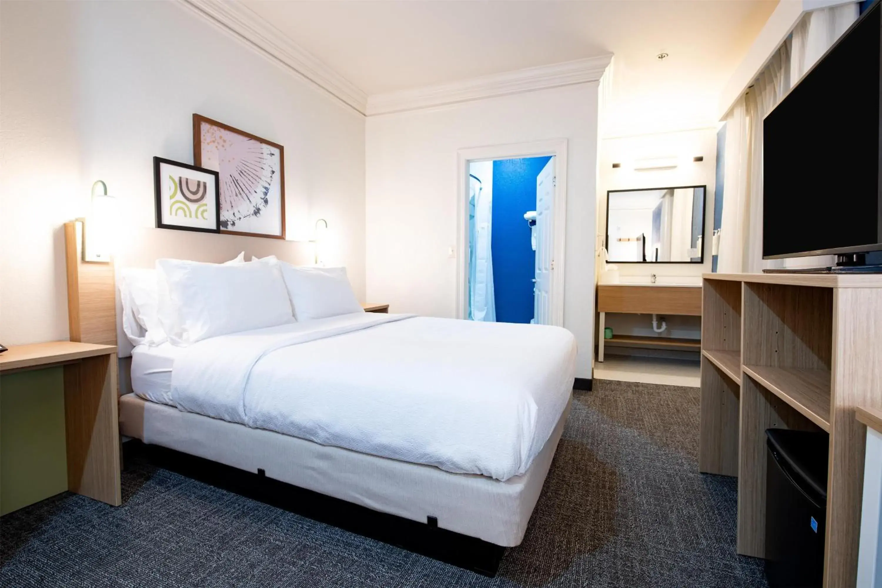 Bed in Spark By Hilton Lafayette South Bed in Spark By Hilton Lafayette South
