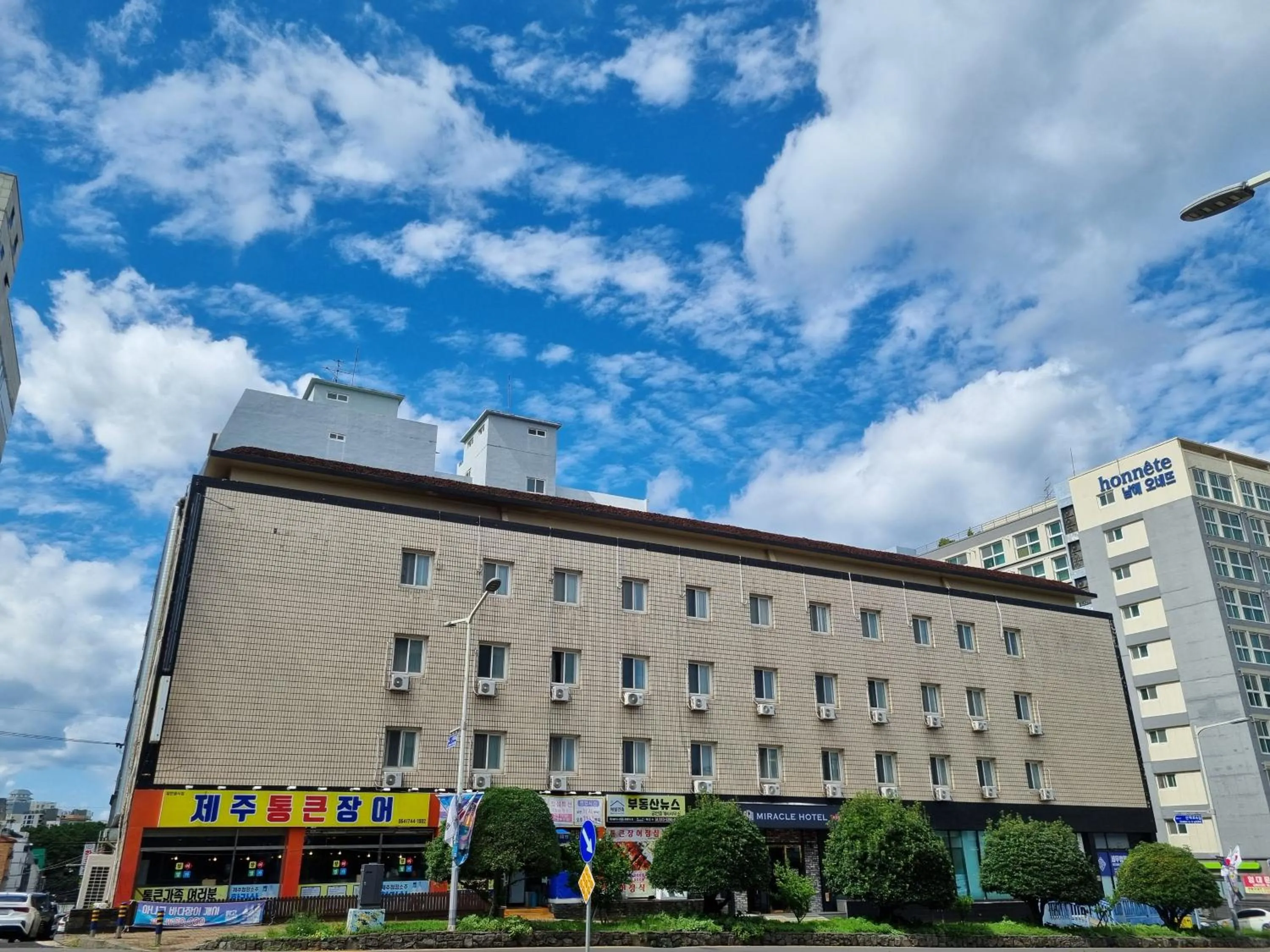 Property building in Jeju Miracle Hotel