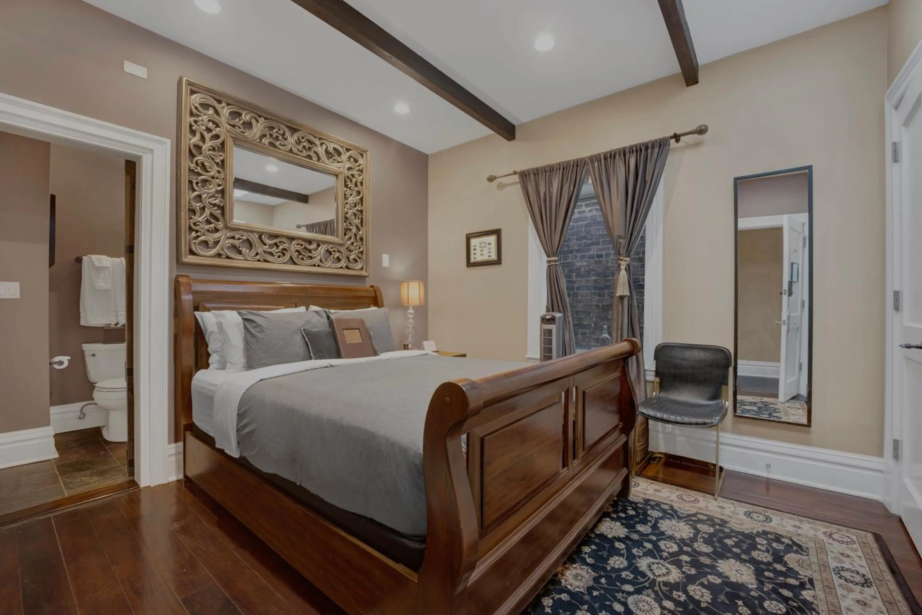 Bed in Villa D' Citta