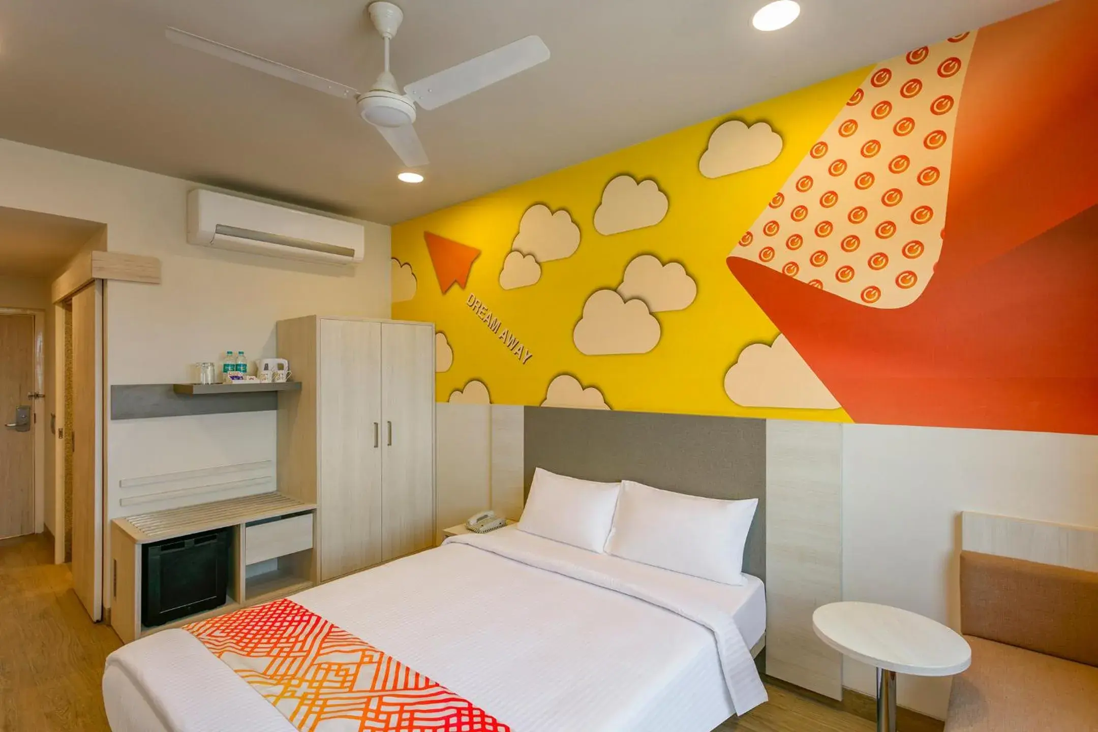 Bed in Ginger Sanand Bed in Ginger Sanand