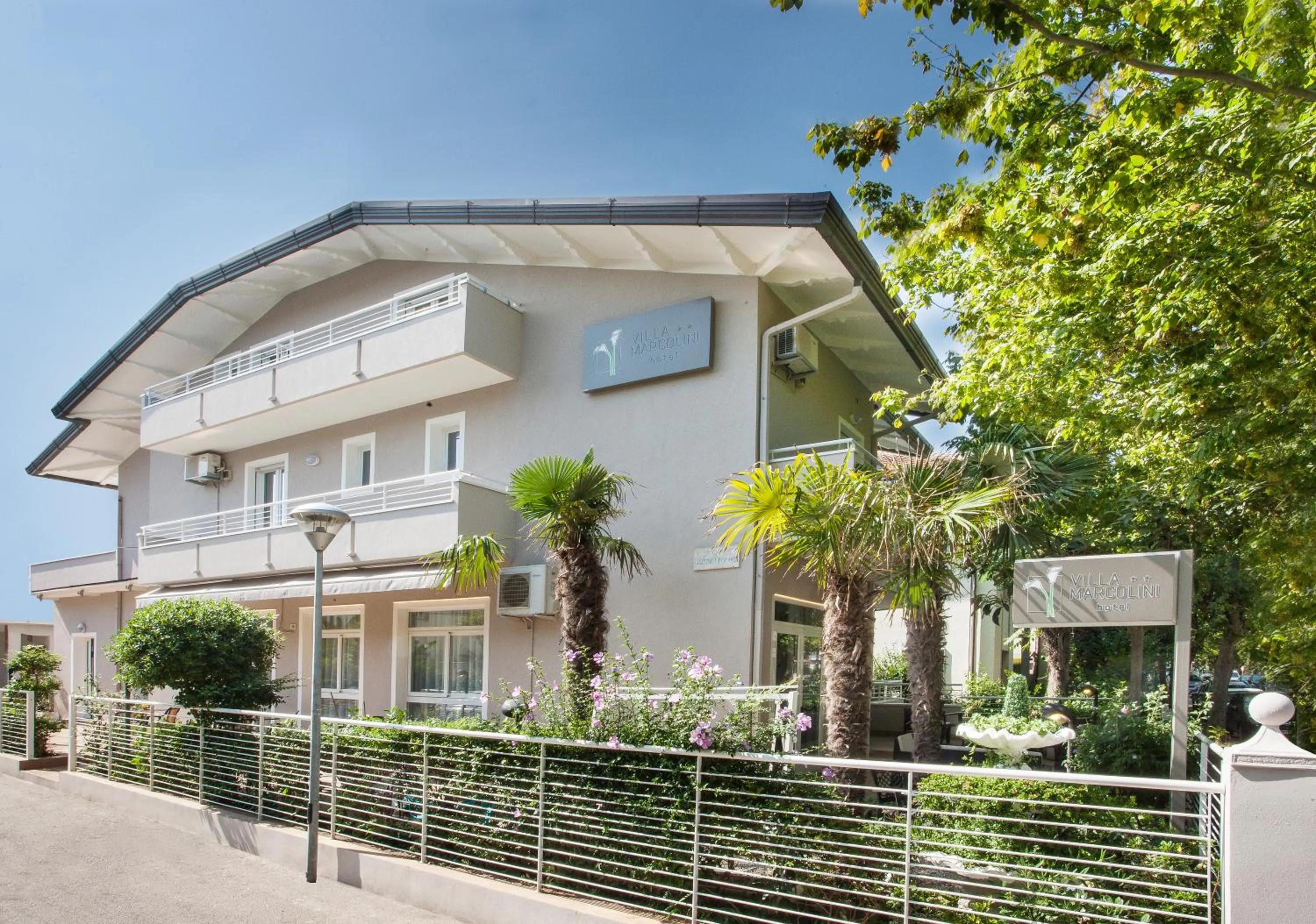 Property building in Villa Marcolini
