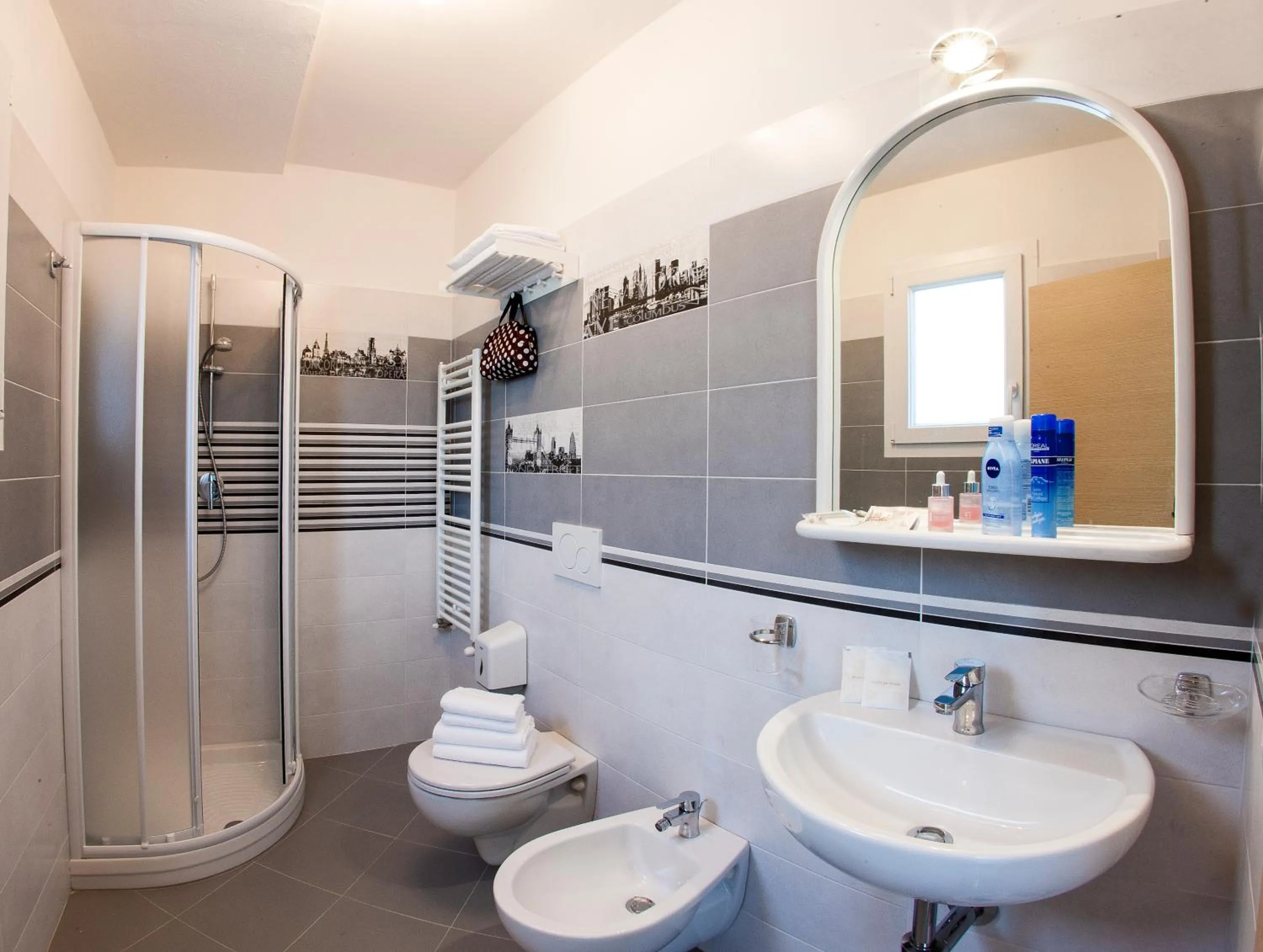 Shower in Villa Marcolini