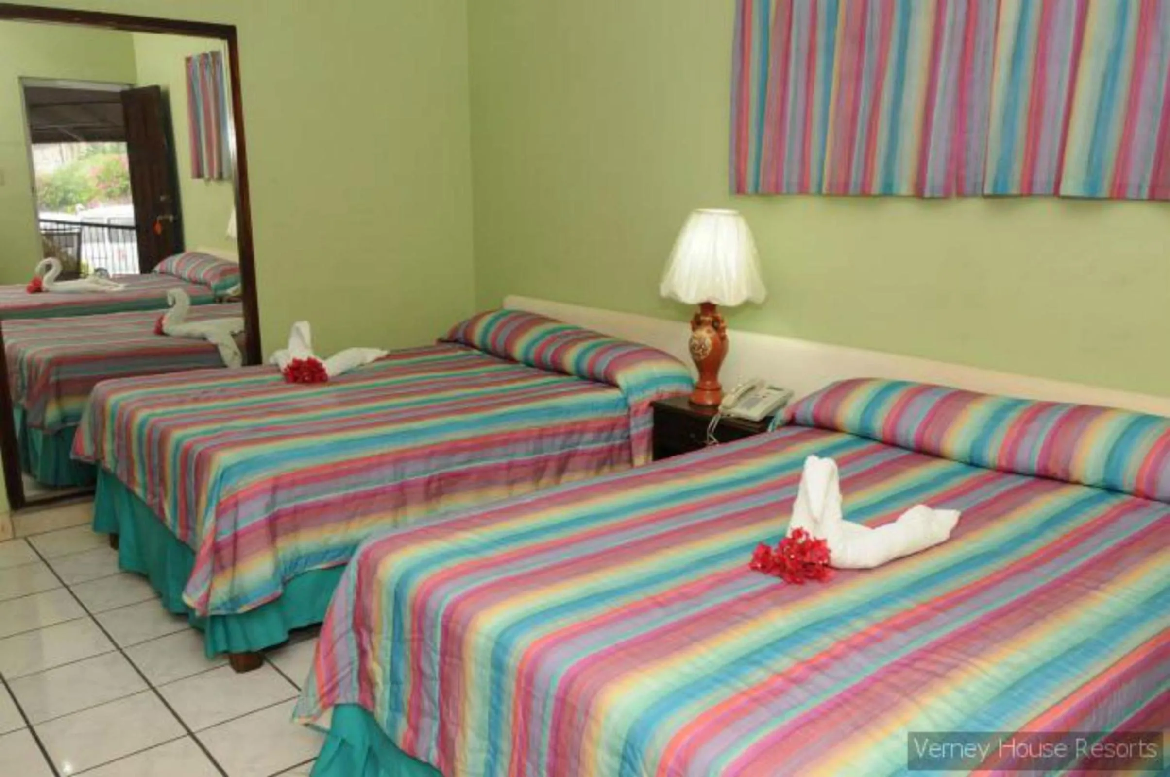 Photo of the whole room in Verney House Resort