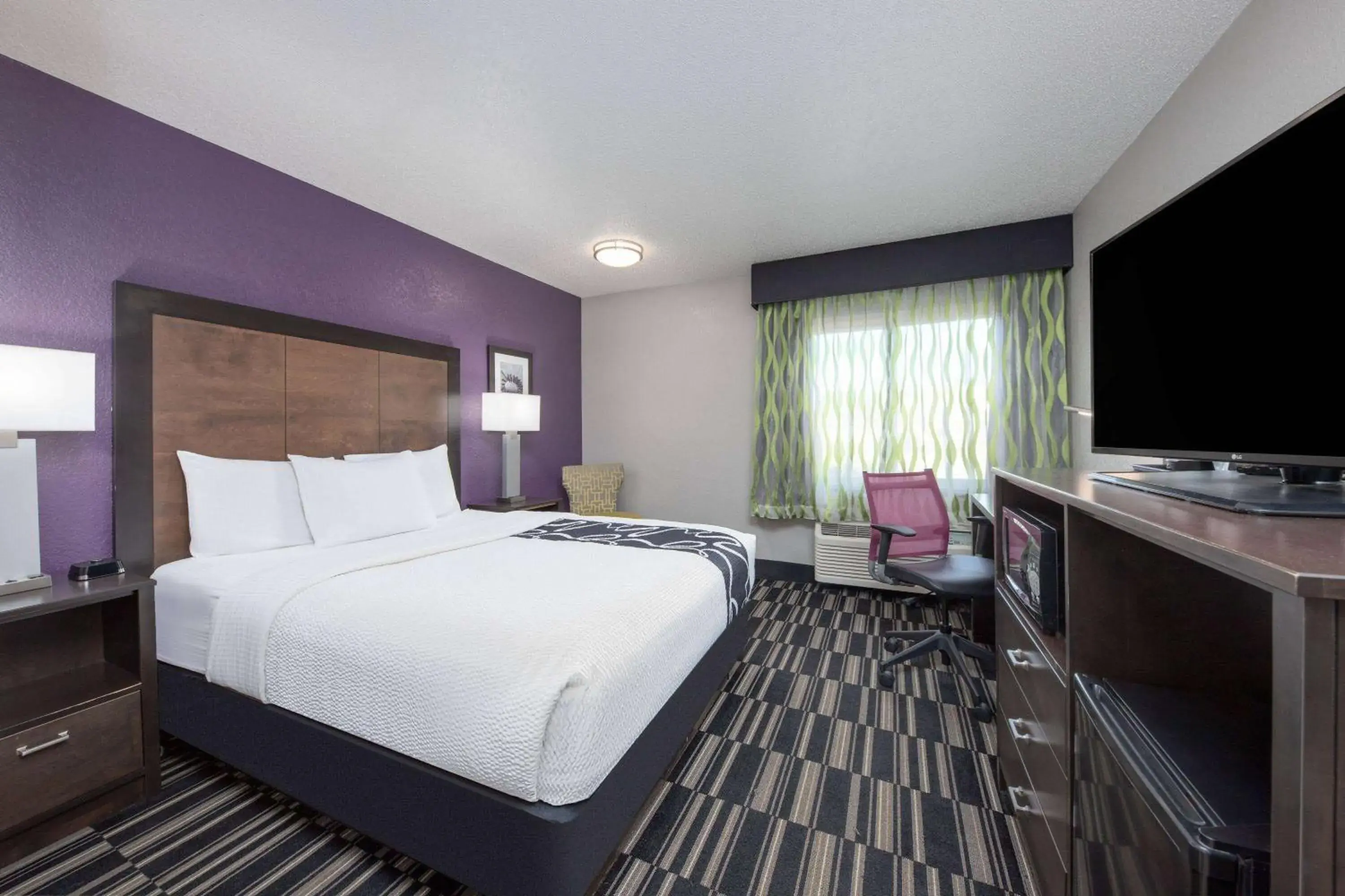 Queen Room - Non-Smoking in La Quinta Inn by Wyndham El Dorado Queen Room - Non-Smoking in La Quinta Inn by Wyndham El Dorado