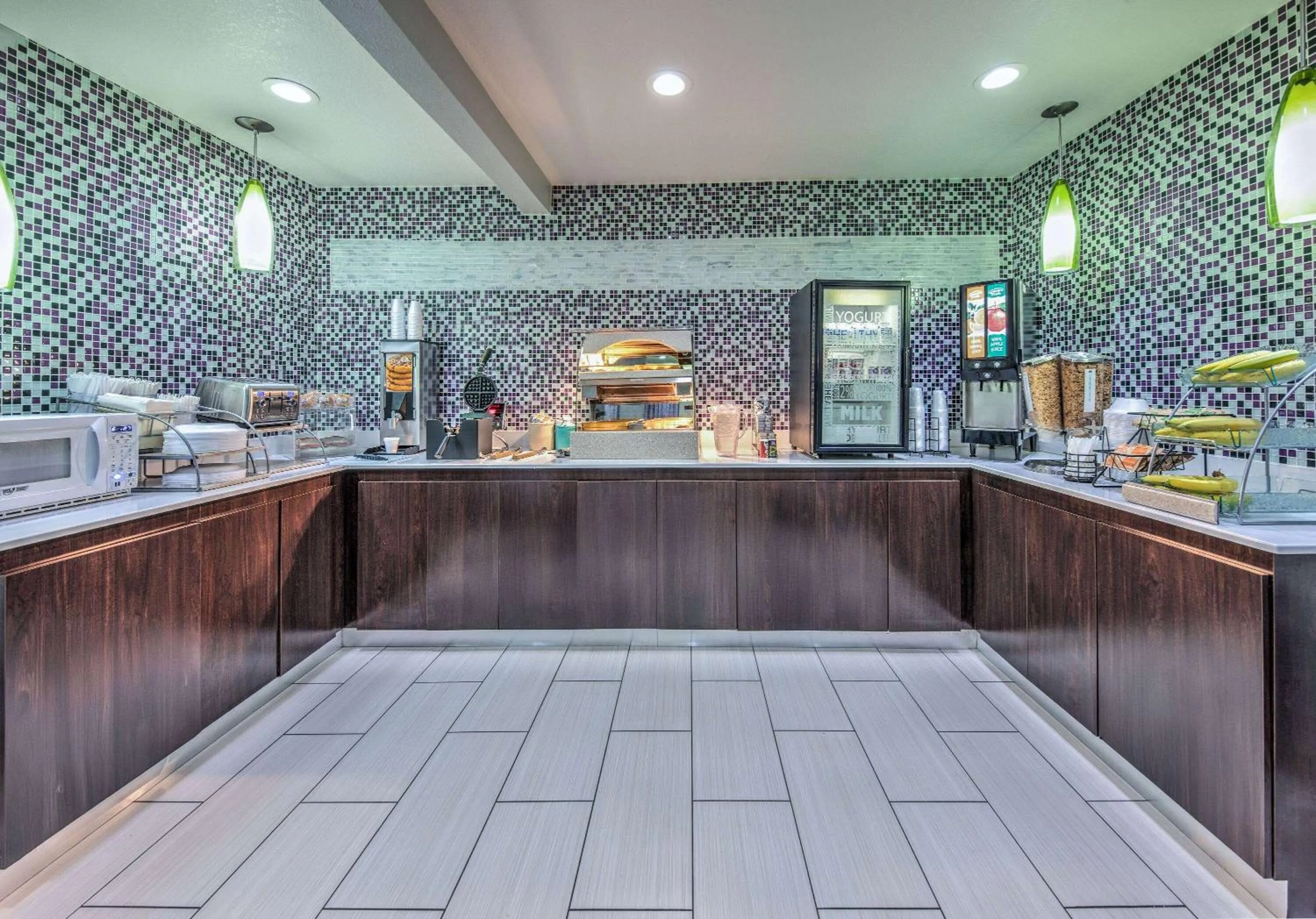 Breakfast in La Quinta Inn by Wyndham El Dorado