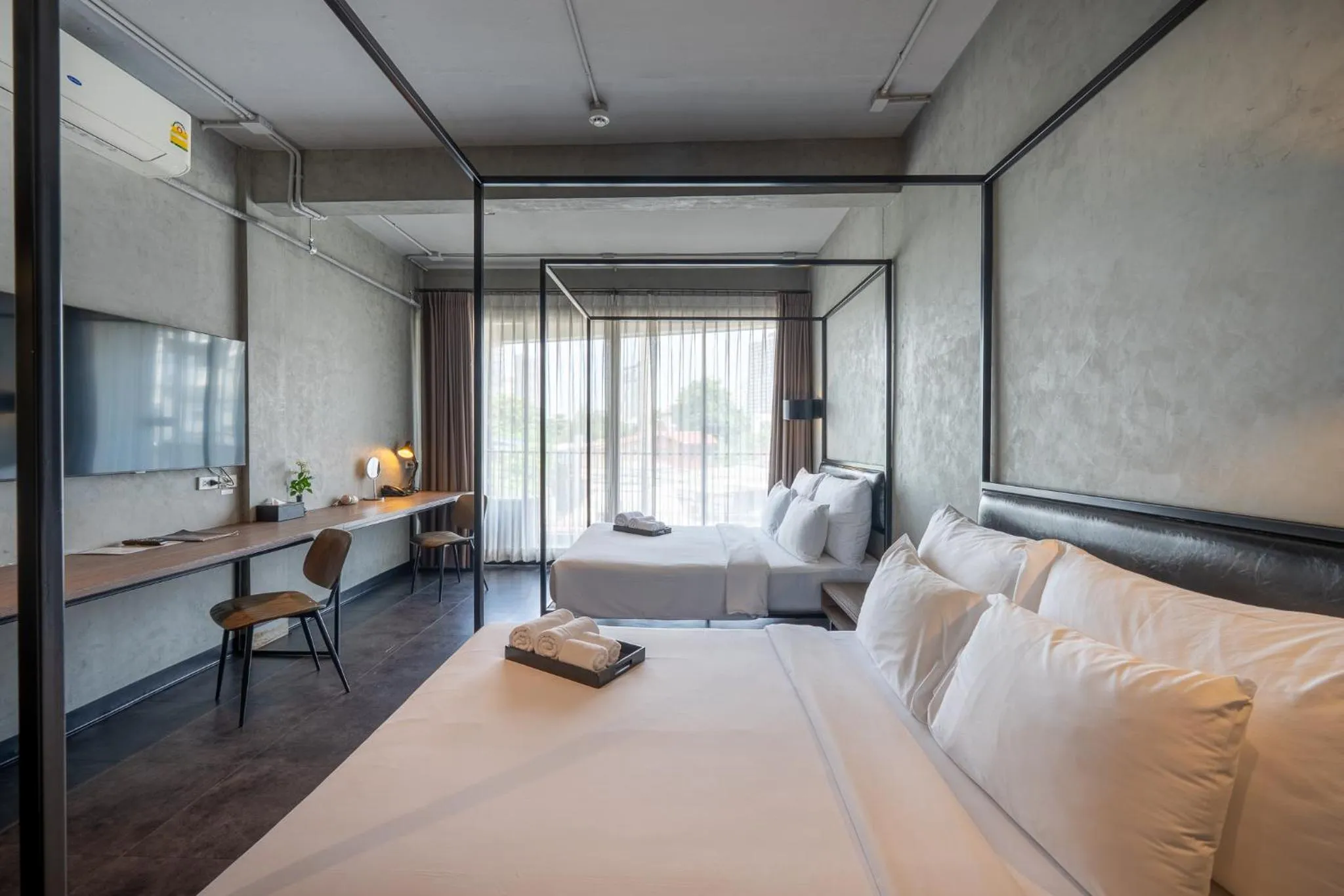 Bedroom, Bed in Palette The Ex Capital Hotel Bangkok