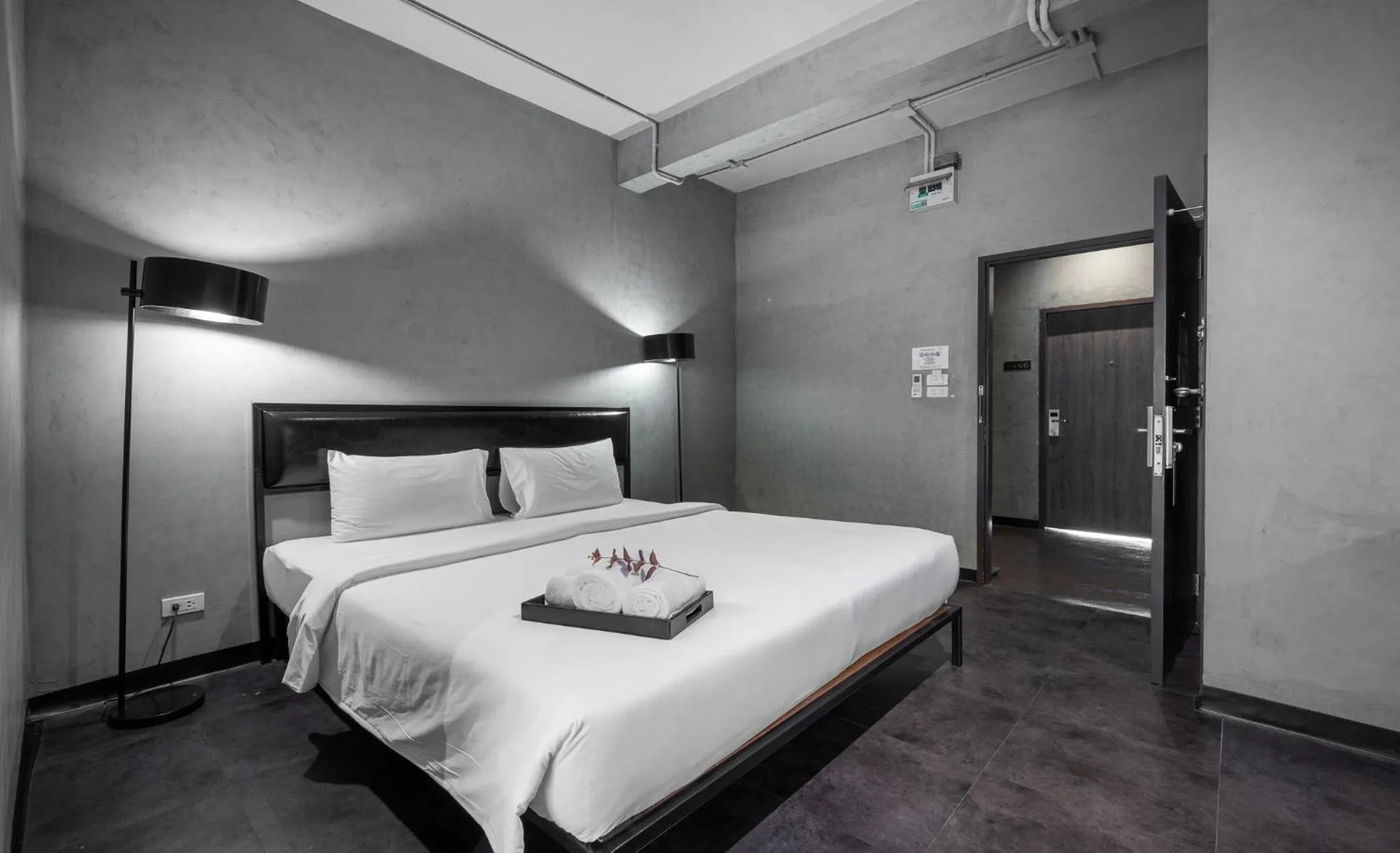 Bedroom, Bed in Palette The Ex Capital Hotel Bangkok