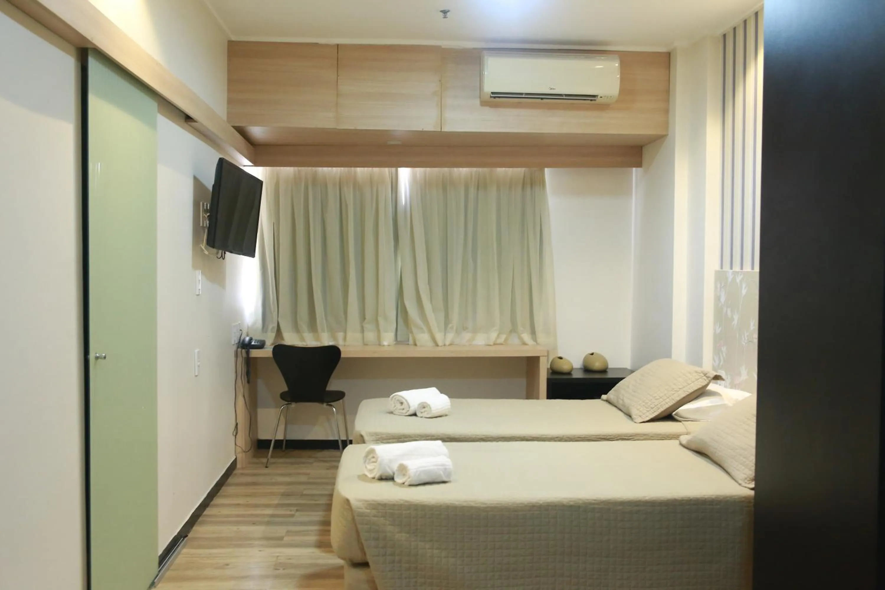 Bedroom, Bed in Arrey Executive Hotel