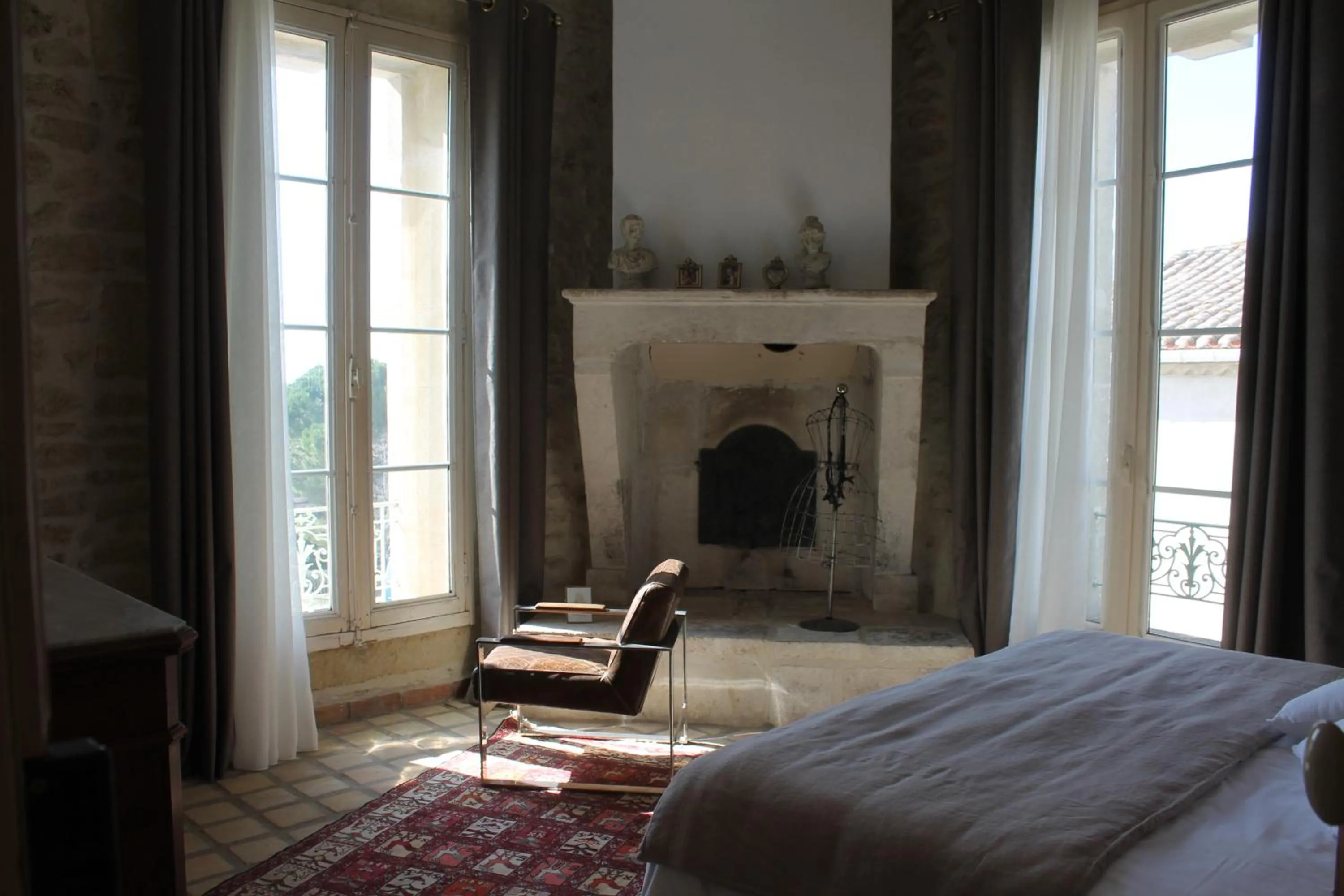 Photo of the whole room, Bed in LA DEMEURE Bed and Breakfast