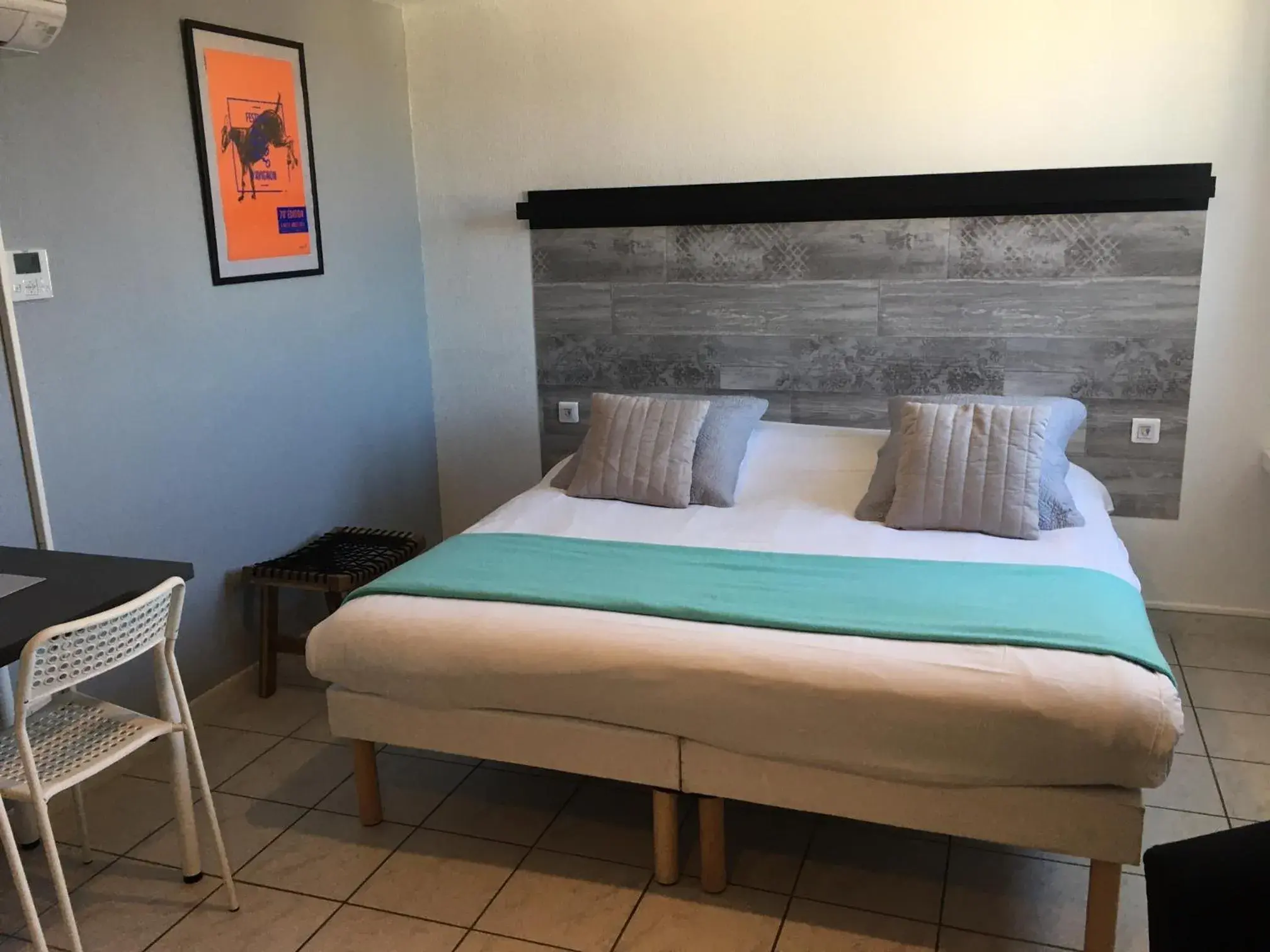 Bedroom, Bed in Résidence Les Cordeliers Bedroom, Bed in Résidence Les Cordeliers