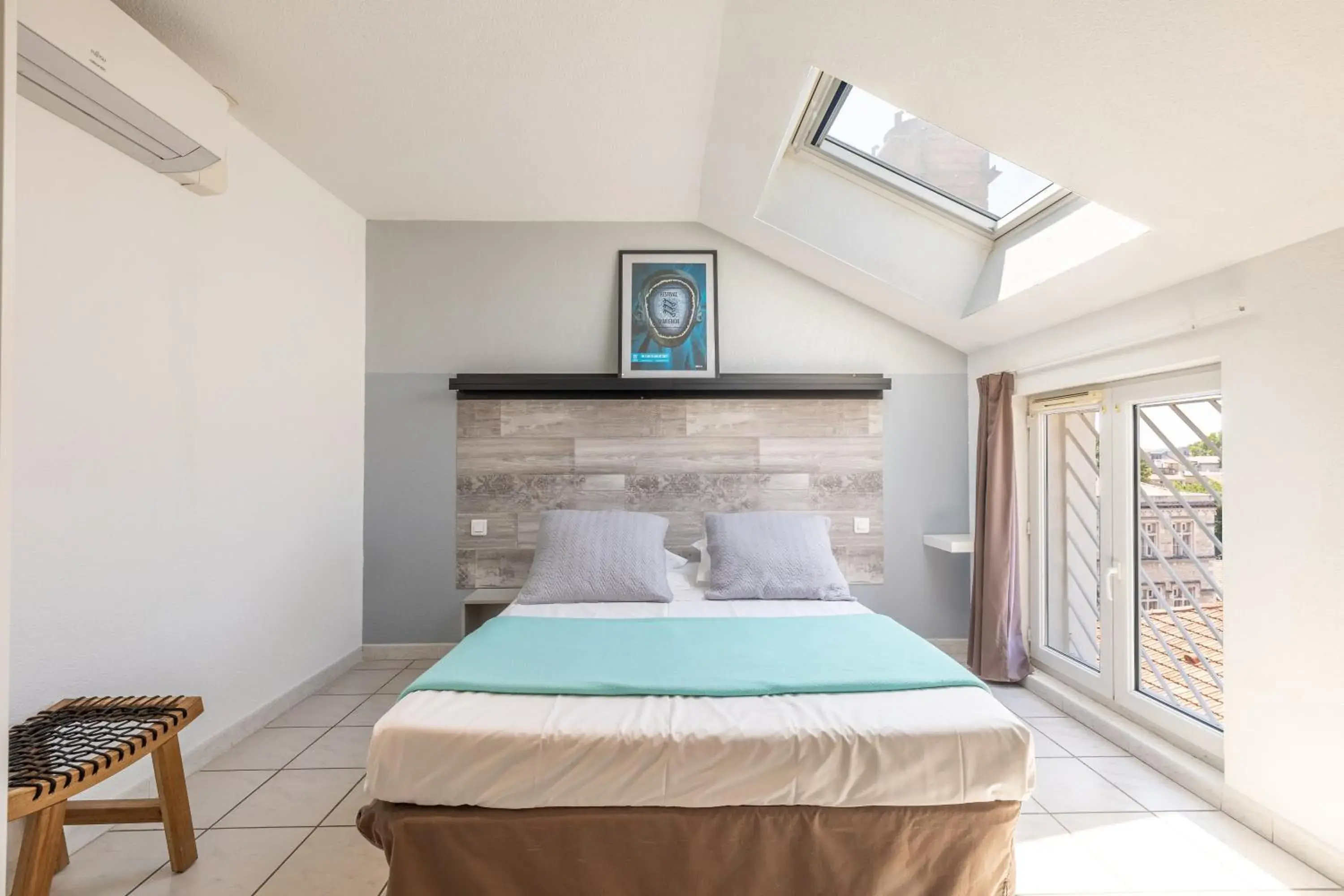 Photo of the whole room, Bed in Résidence Les Cordeliers Photo of the whole room, Bed in Résidence Les Cordeliers