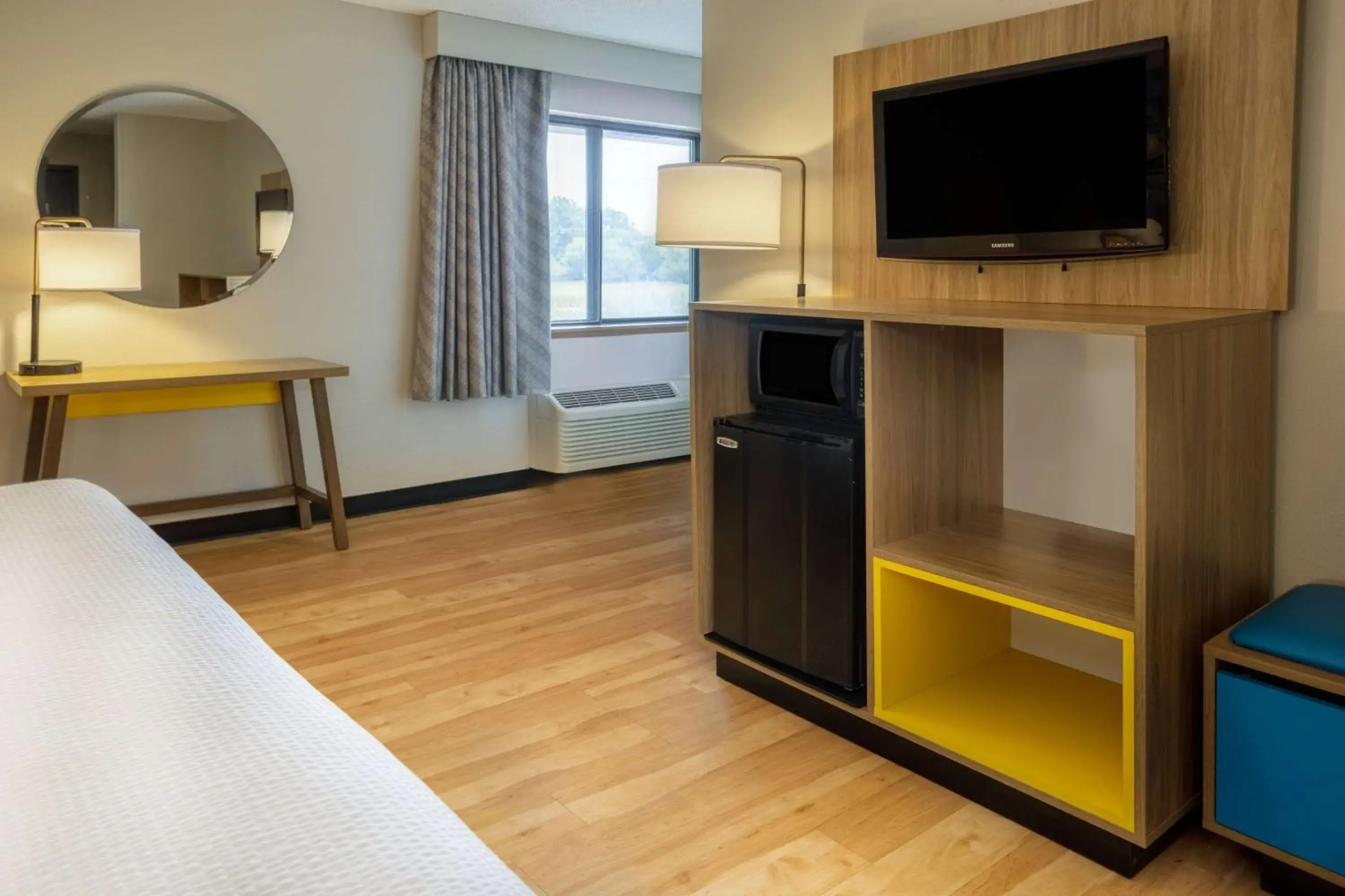 Photo of the whole room, Bed in Days Inn by Wyndham Pleasant Prairie Kenosha Photo of the whole room, Bed in Days Inn by Wyndham Pleasant Prairie Kenosha