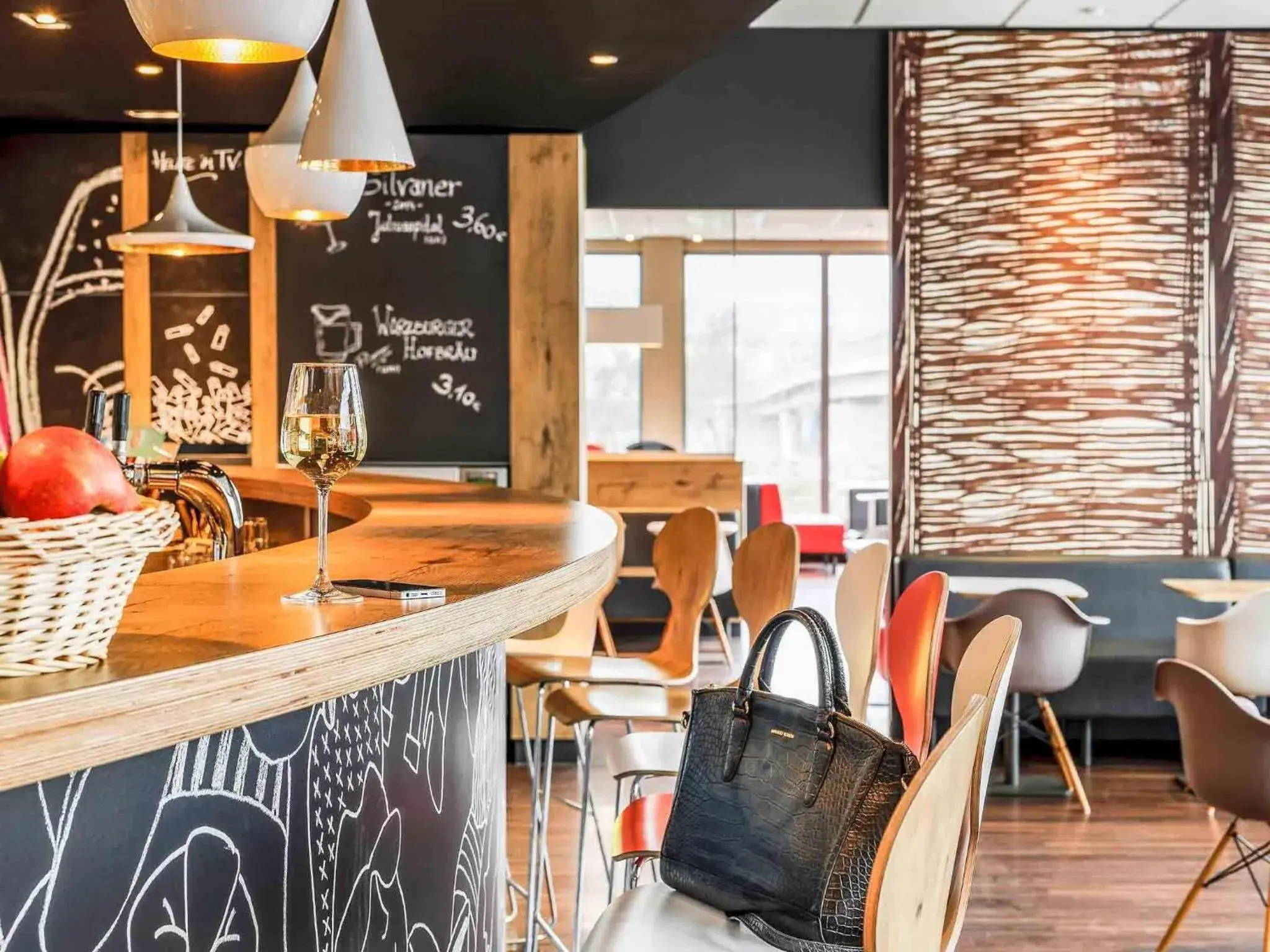 Lounge or bar in ibis Hotel Würzburg City Lounge or bar in ibis Hotel Würzburg City