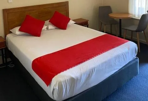 Bed in Echuca Motel
