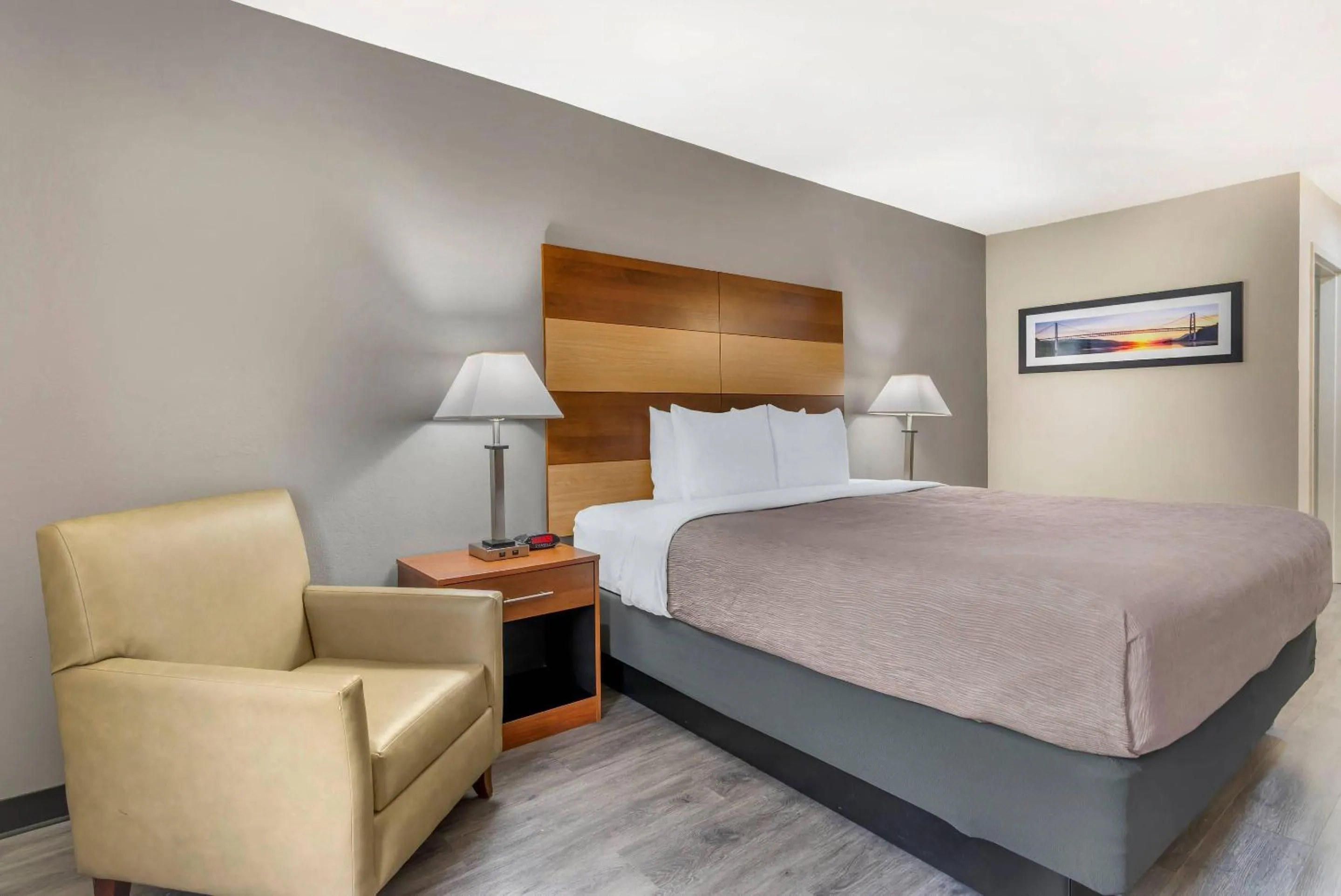 Bedroom, Bed in Quality Inn Loganville US Highway 78