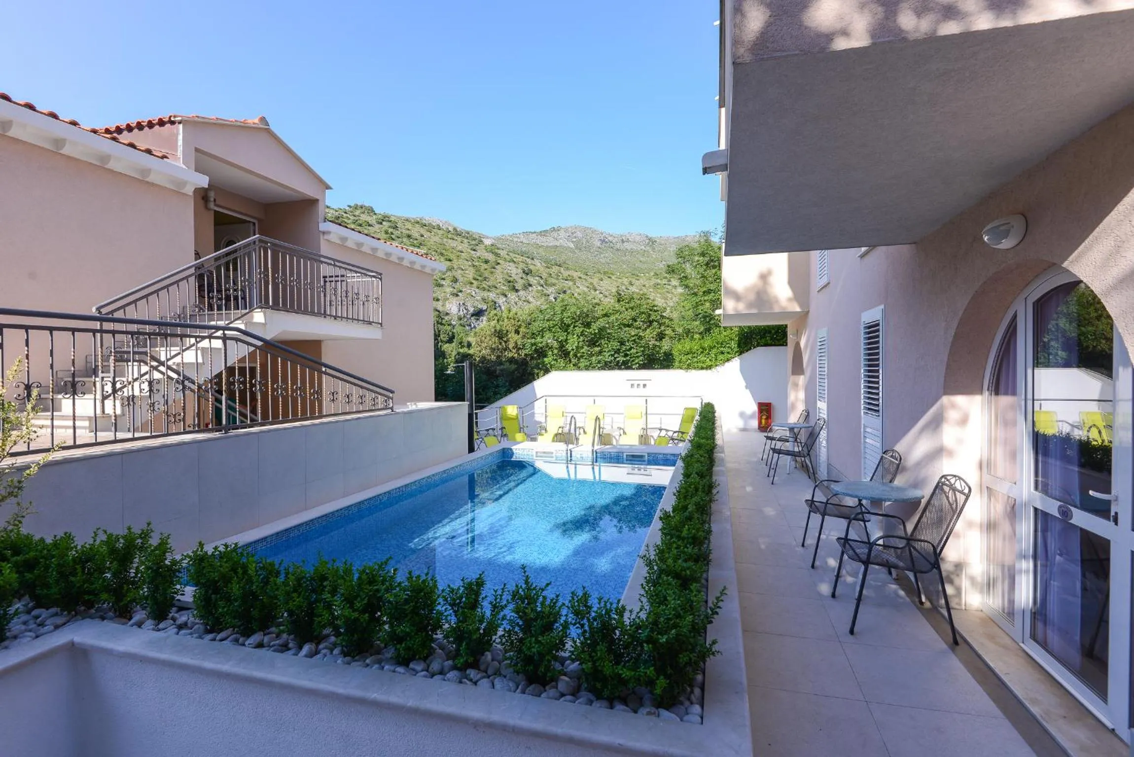 Swimming pool in Villa Lanterna