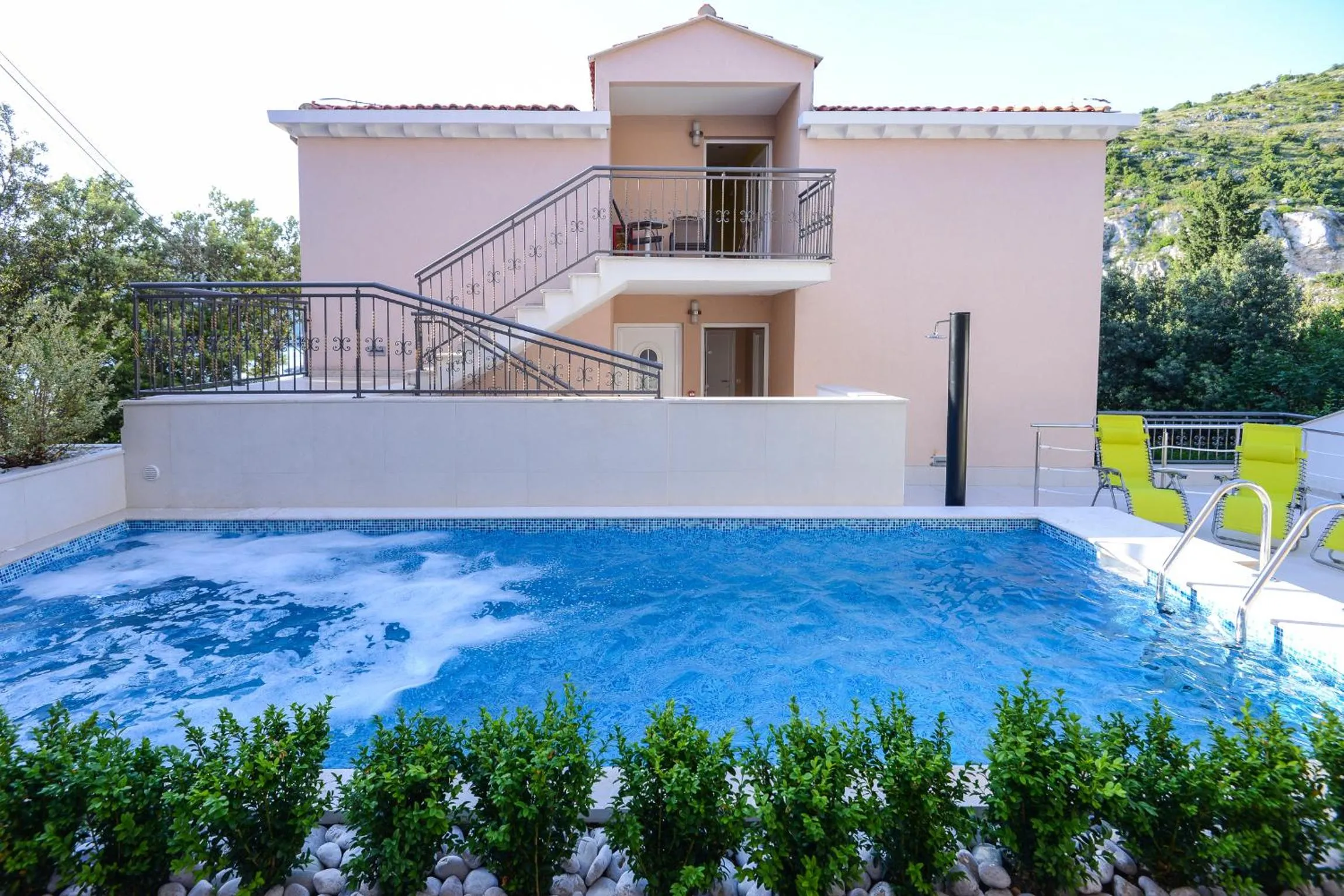 Property building in Villa Lanterna