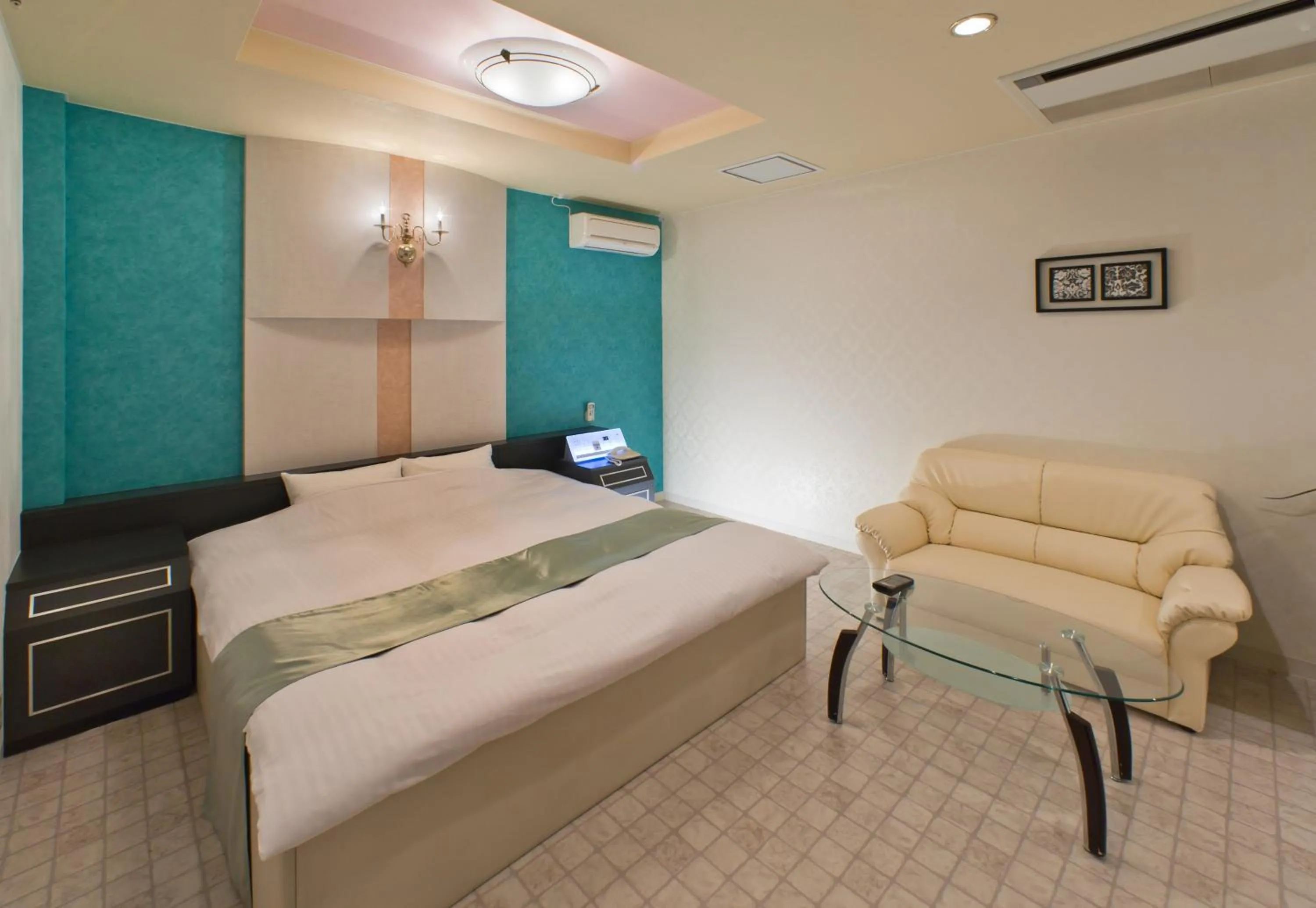 Photo of the whole room, Bed in Hotel Patio Ise (Adult Only)