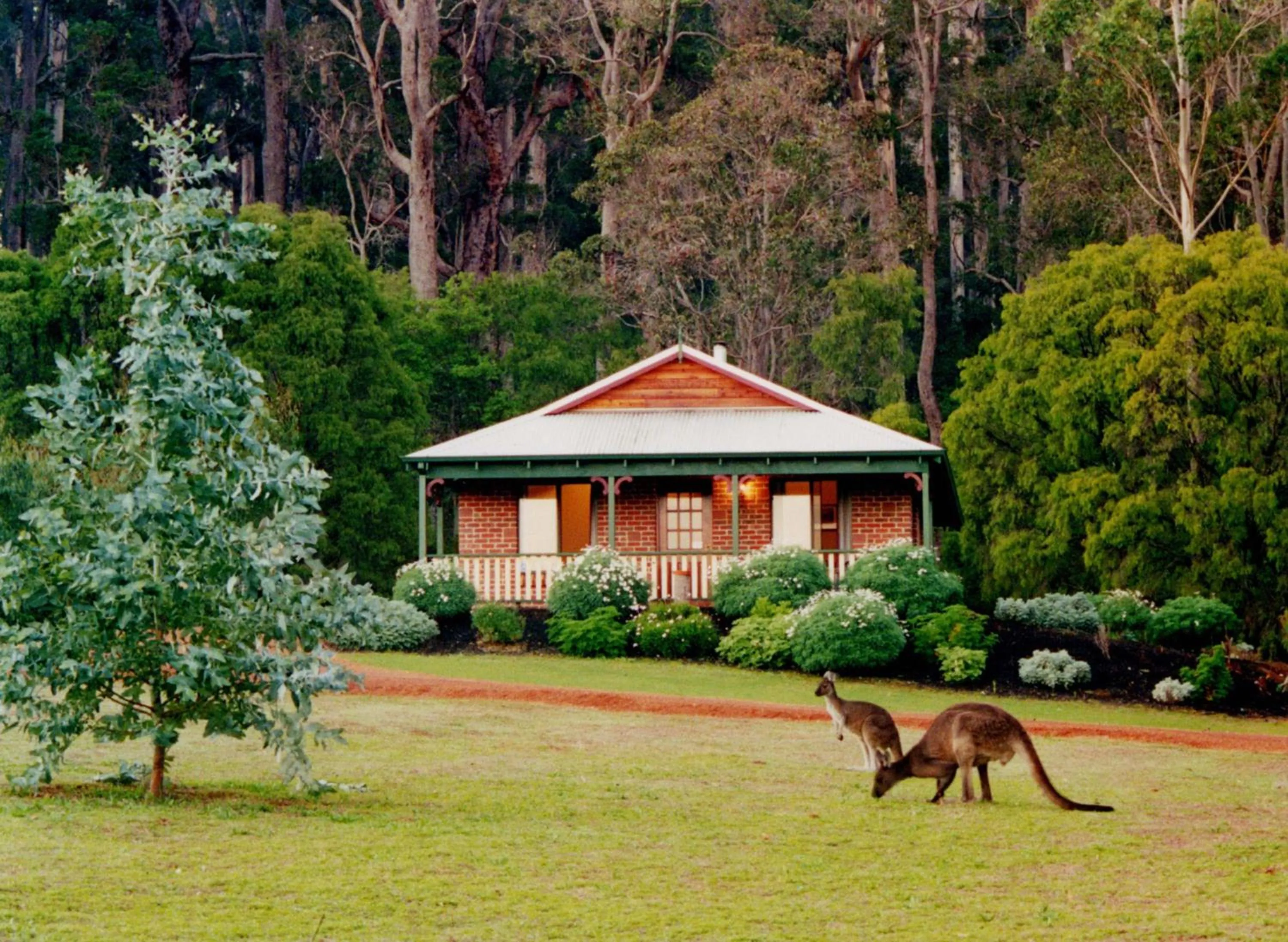 Facade/entrance in Karri Valley Chalets
