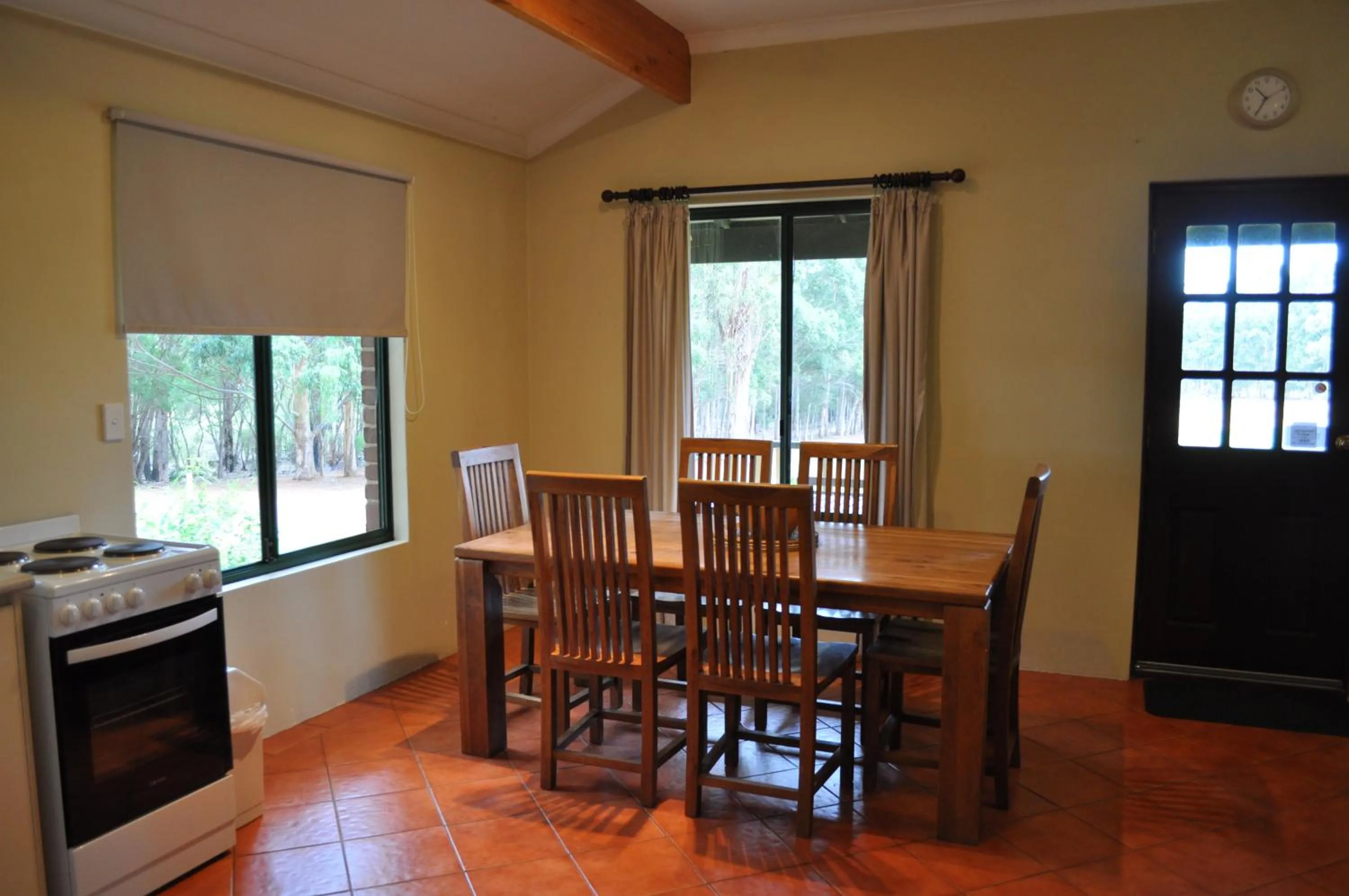 Dining area in Karri Valley Chalets
