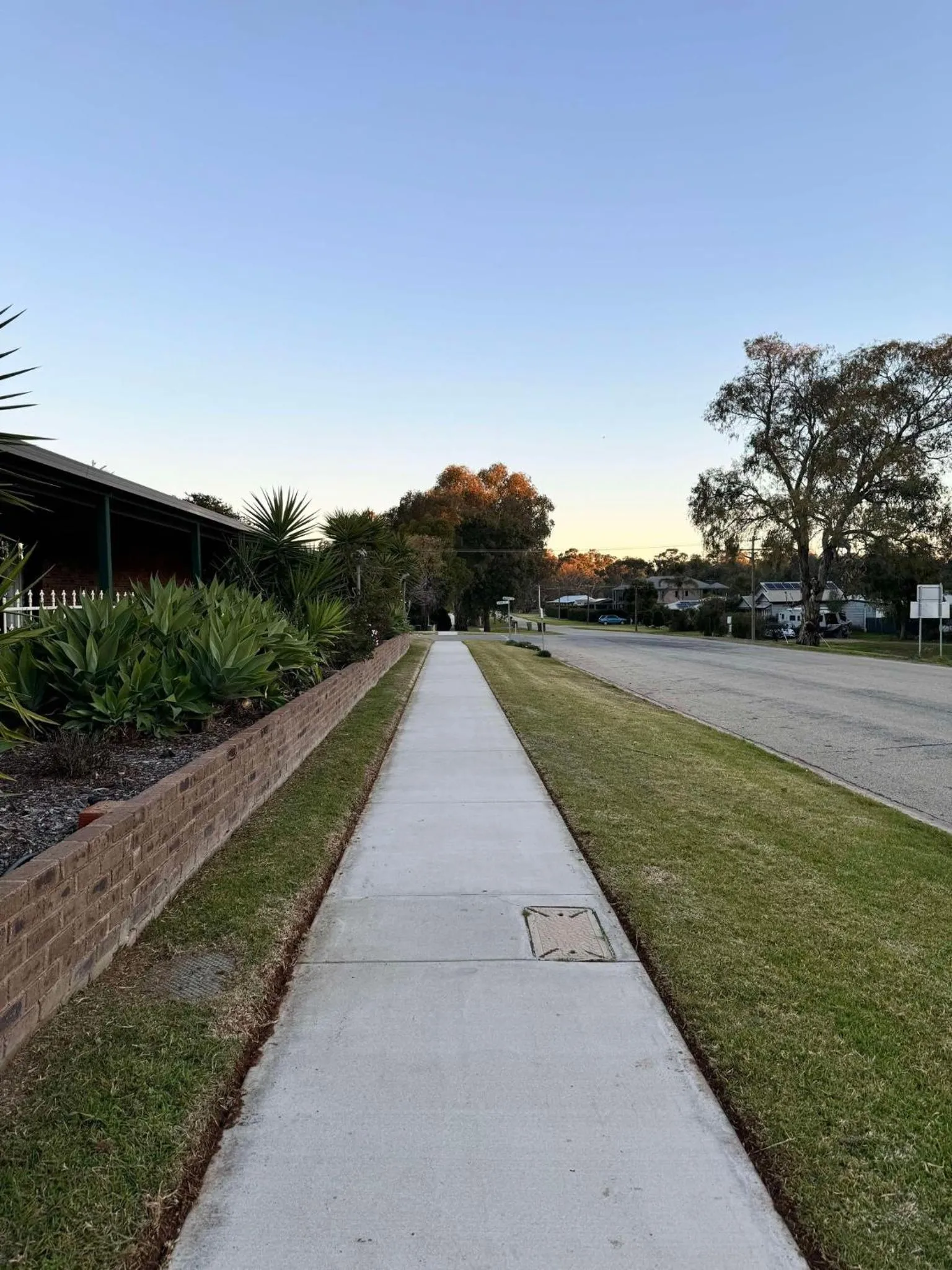 Garden view in Tooleybuc Motel