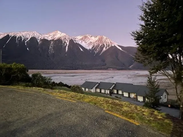 Mountain view in The Bealey Hotel
