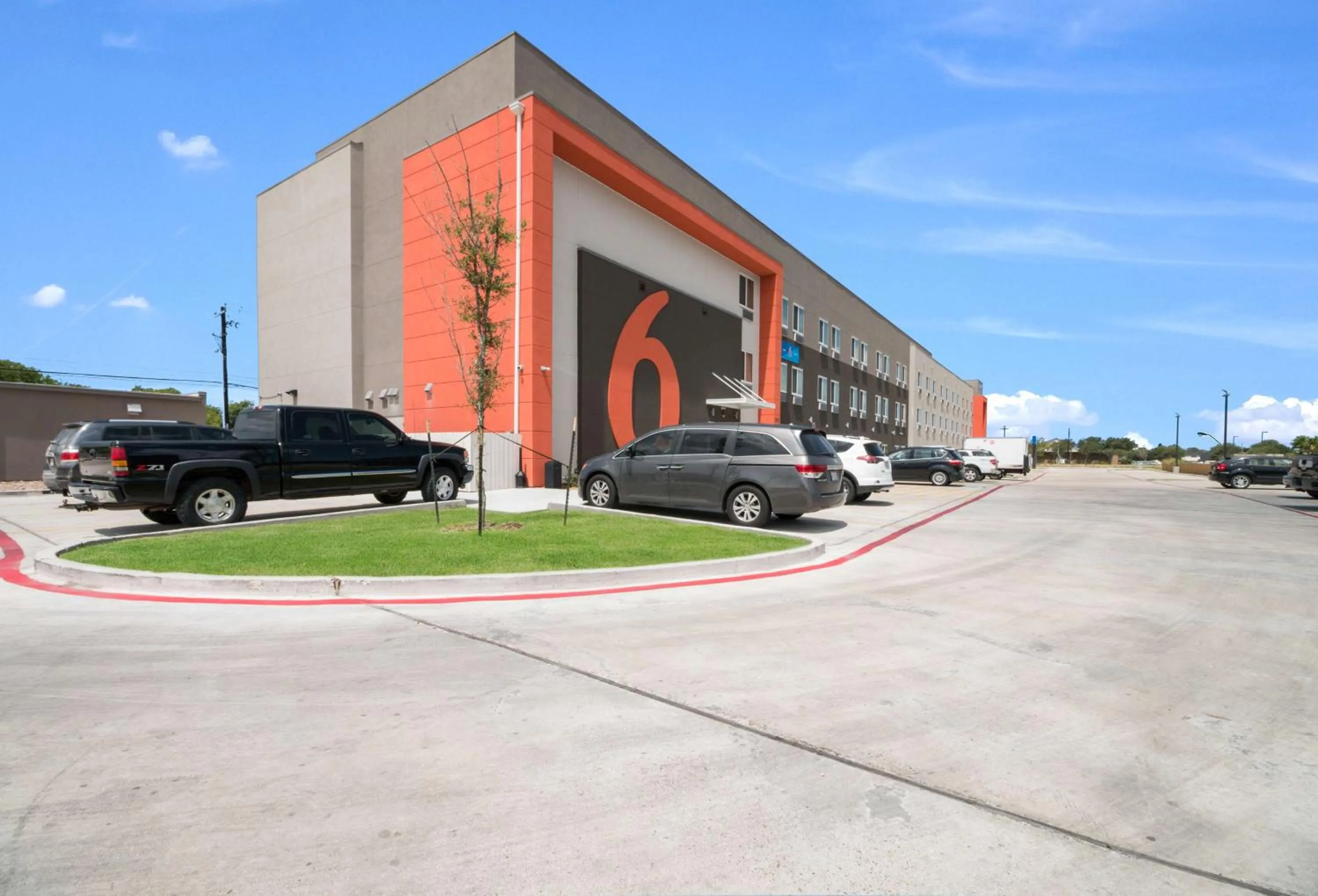 Property building in Studio 6-Corpus Christi, TX