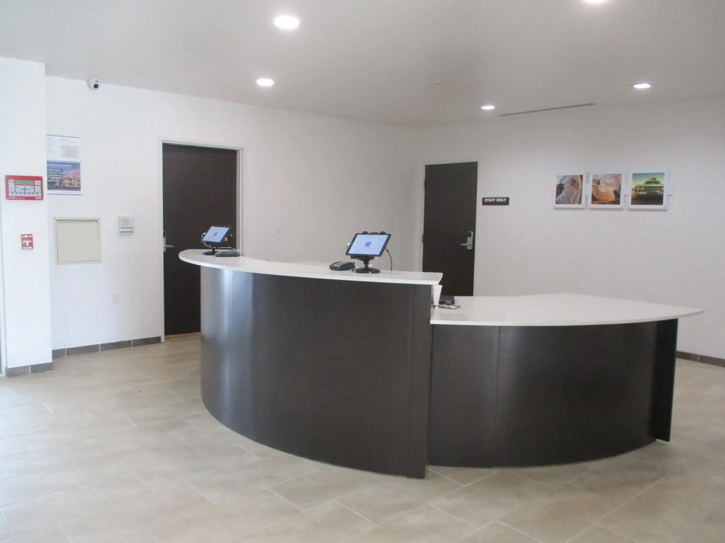 Lobby or reception in Studio 6-Corpus Christi, TX Lobby or reception in Studio 6-Corpus Christi, TX