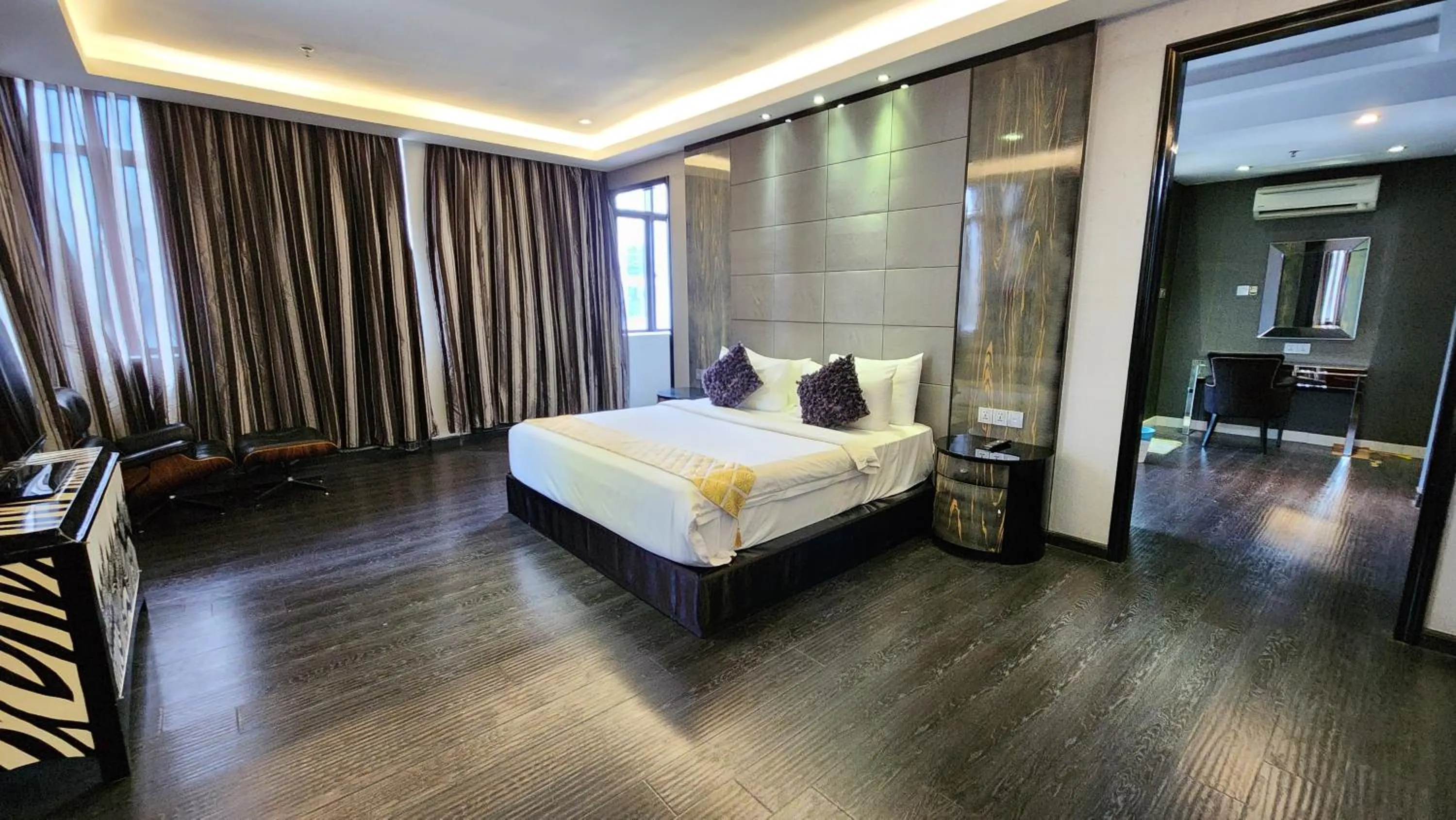 Bedroom, Bed in Arenaa Star Hotel