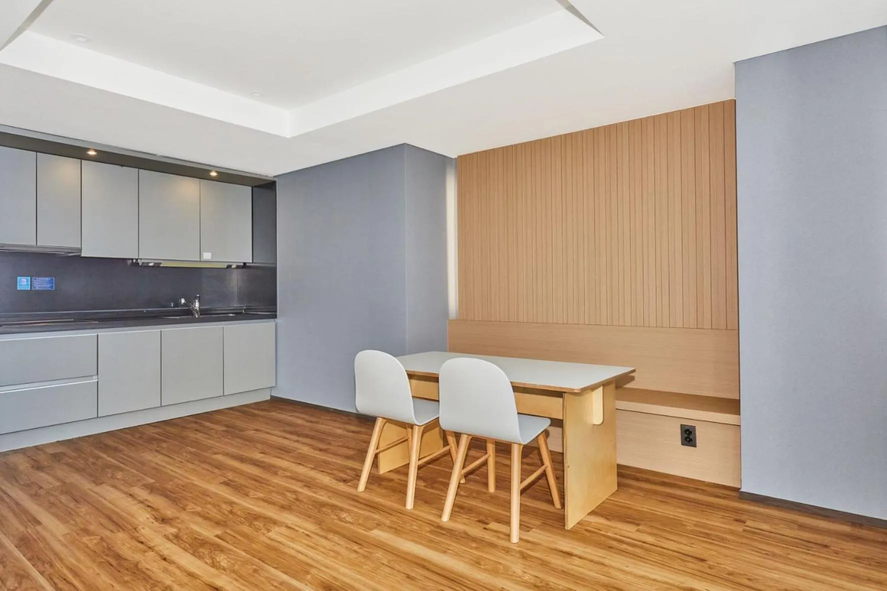 Kitchen or kitchenette in Kolon Seacloud Hotel