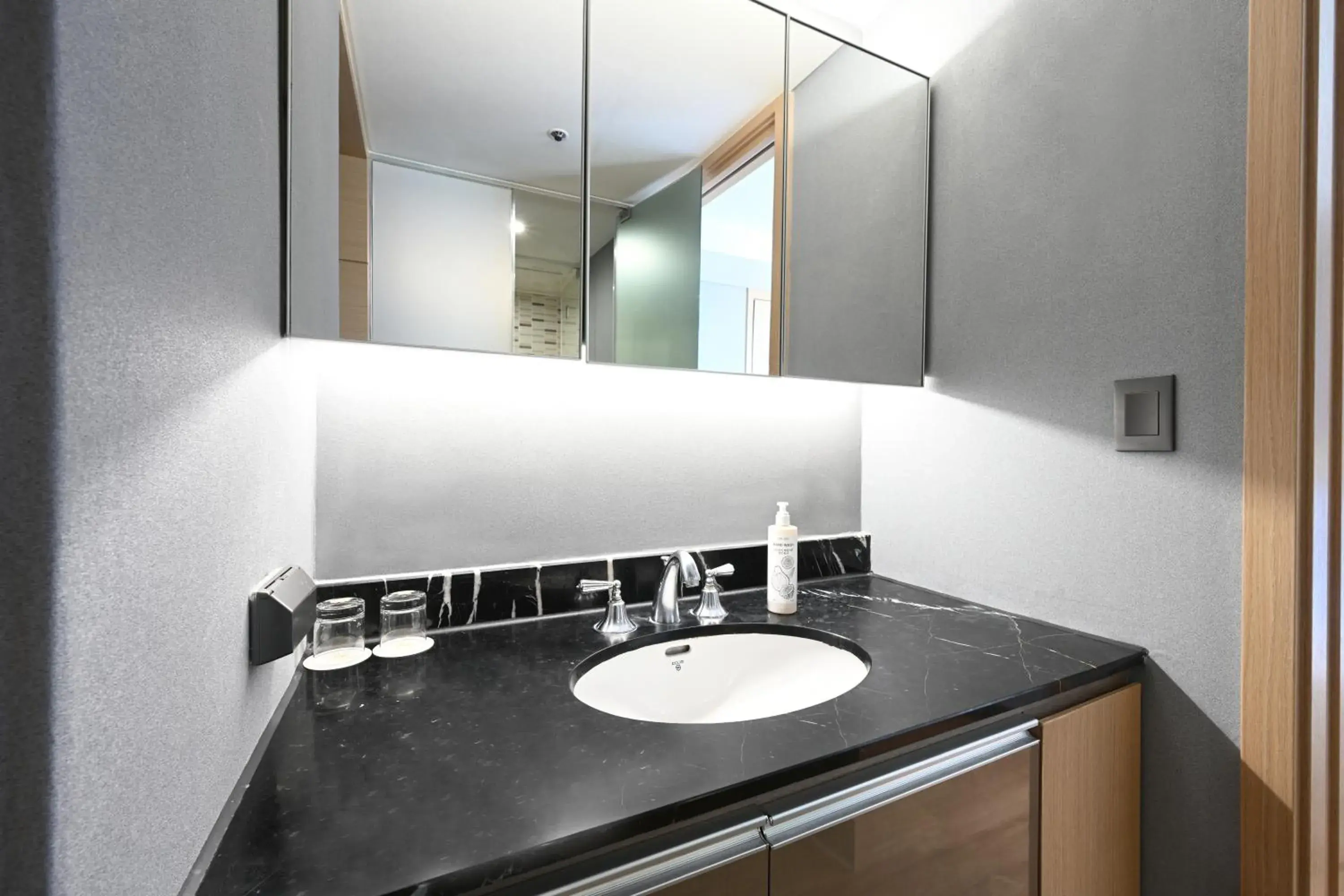 Junior Suite with No View in Kolon Seacloud Hotel Junior Suite with No View in Kolon Seacloud Hotel