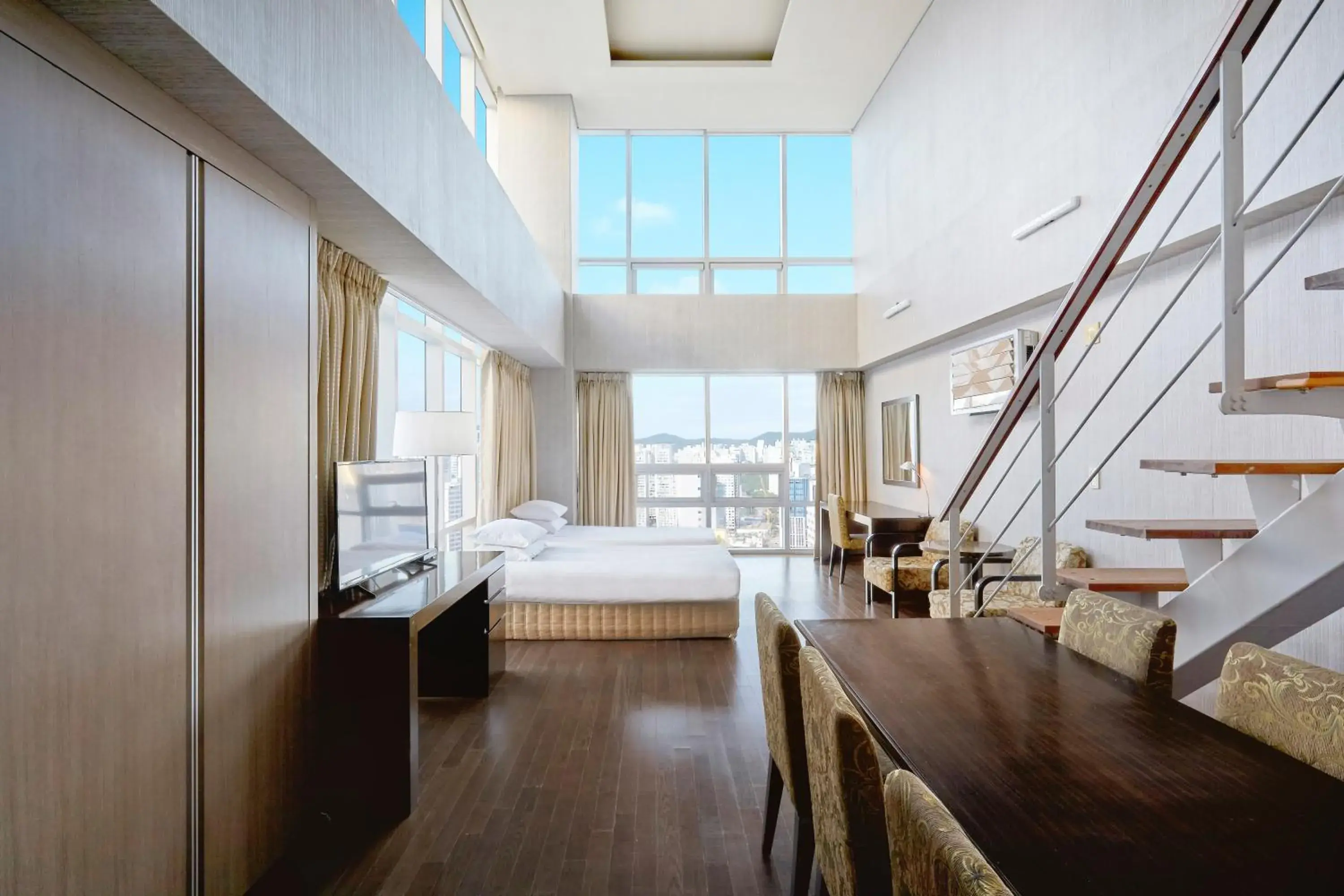 Photo of the whole room, Bed in Kolon Seacloud Hotel Photo of the whole room, Bed in Kolon Seacloud Hotel