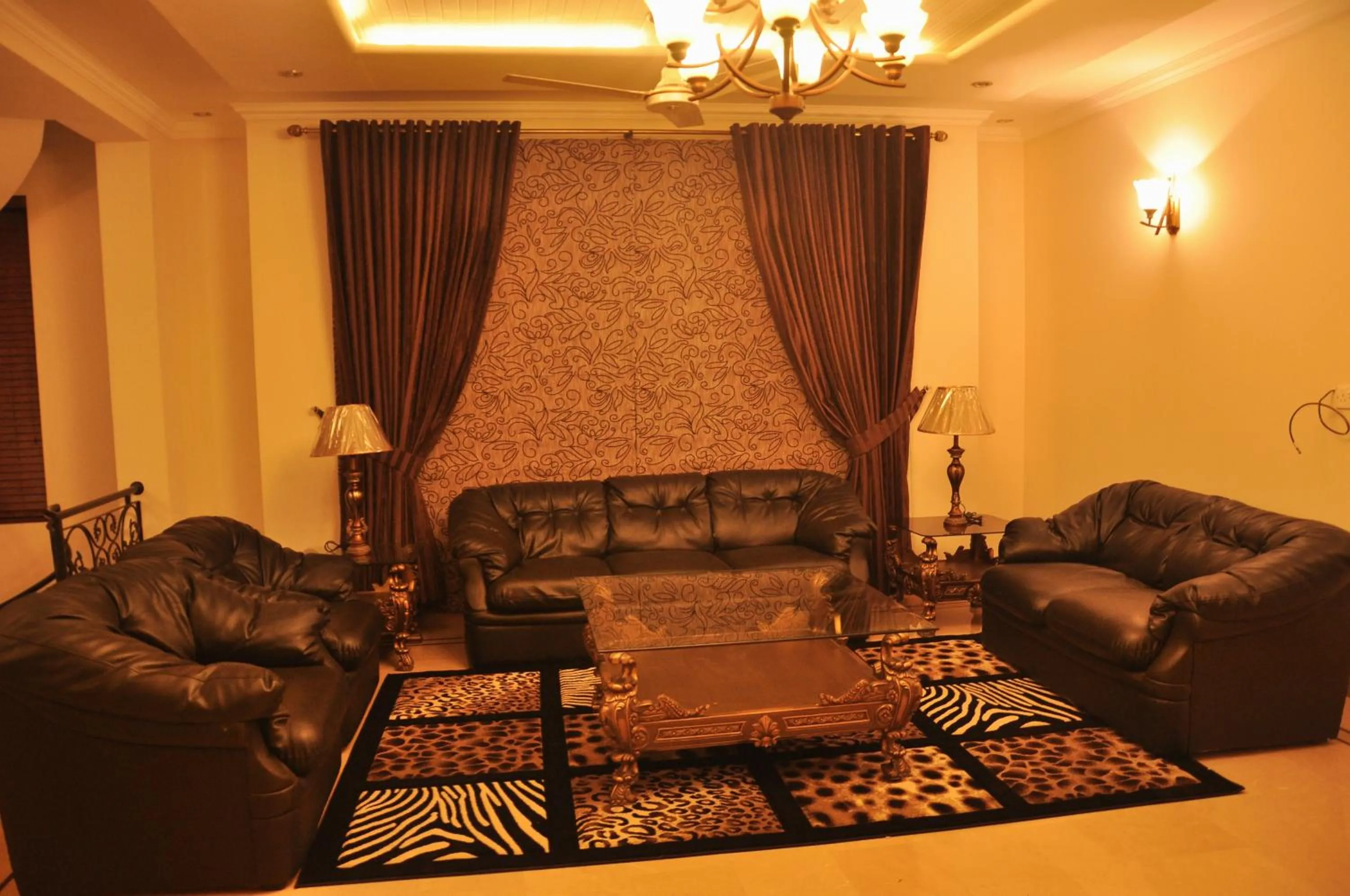 Living room in Reina Boutique Hotel - G9