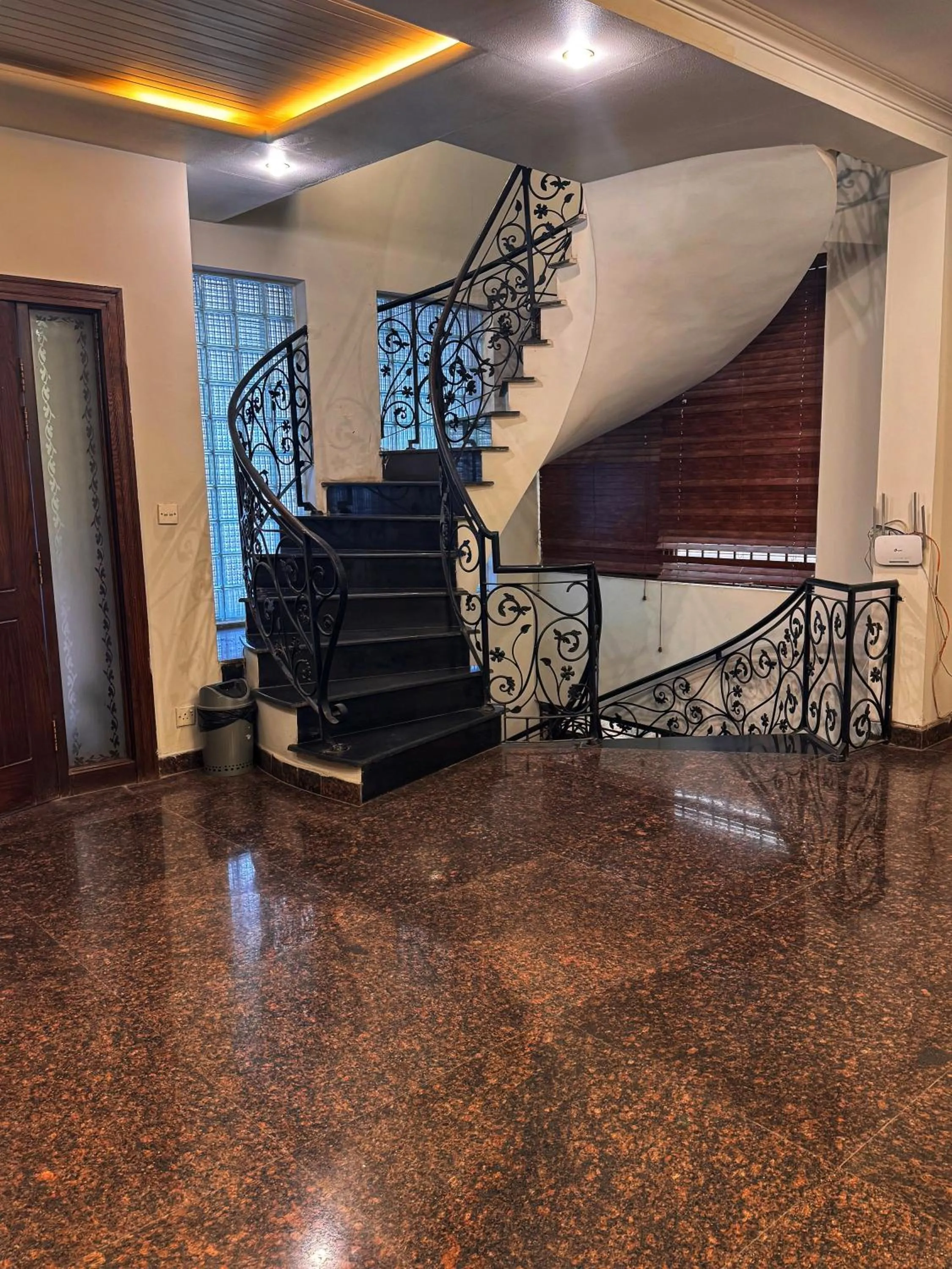 Property building in Reina Boutique Hotel - G9