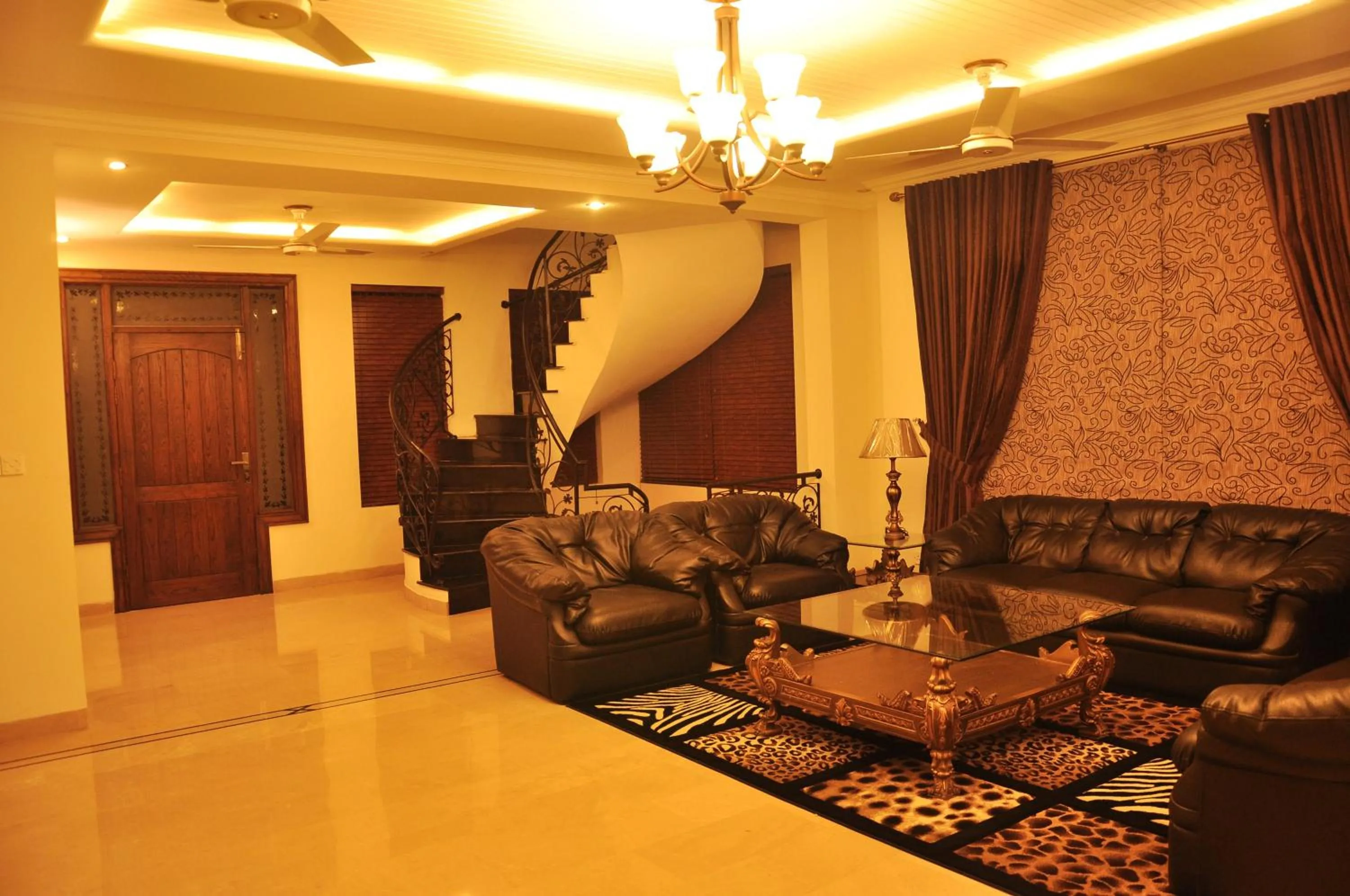 Living room in Reina Boutique Hotel - G9