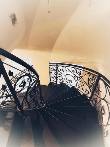 Reina Boutique Hotel - G9
