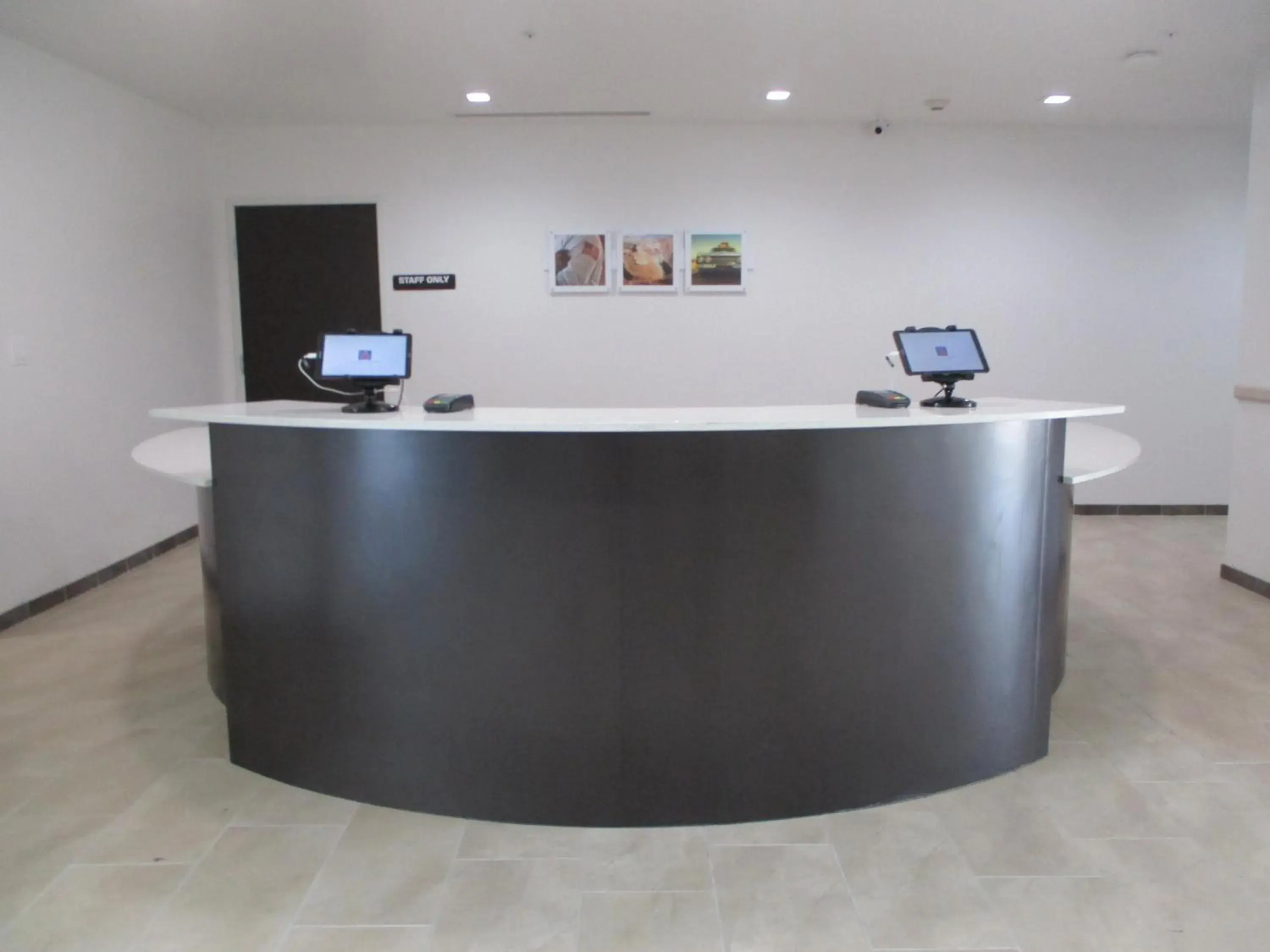 Lobby or reception in Motel 6-Corpus Christi, TX Lobby or reception in Motel 6-Corpus Christi, TX