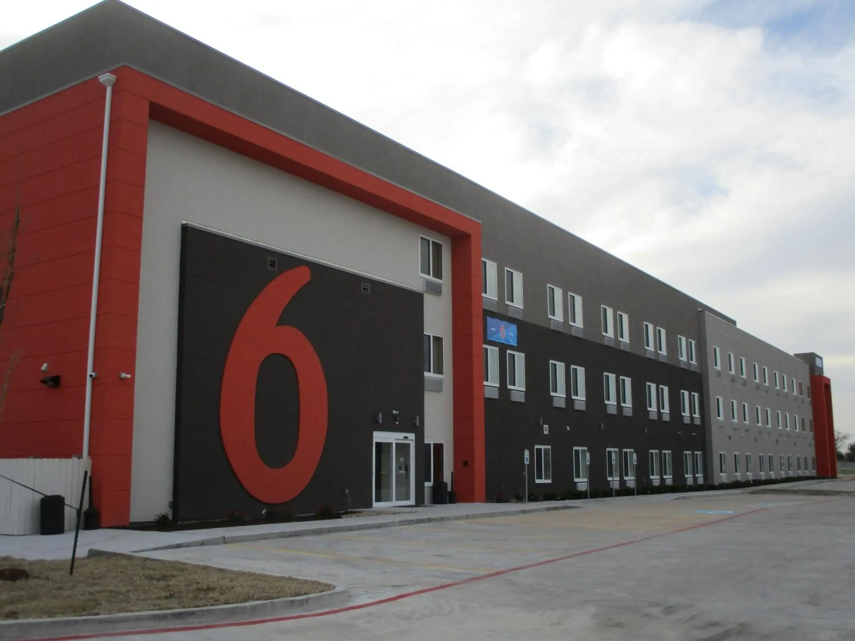 Property building in Motel 6-Corpus Christi, TX Property building in Motel 6-Corpus Christi, TX