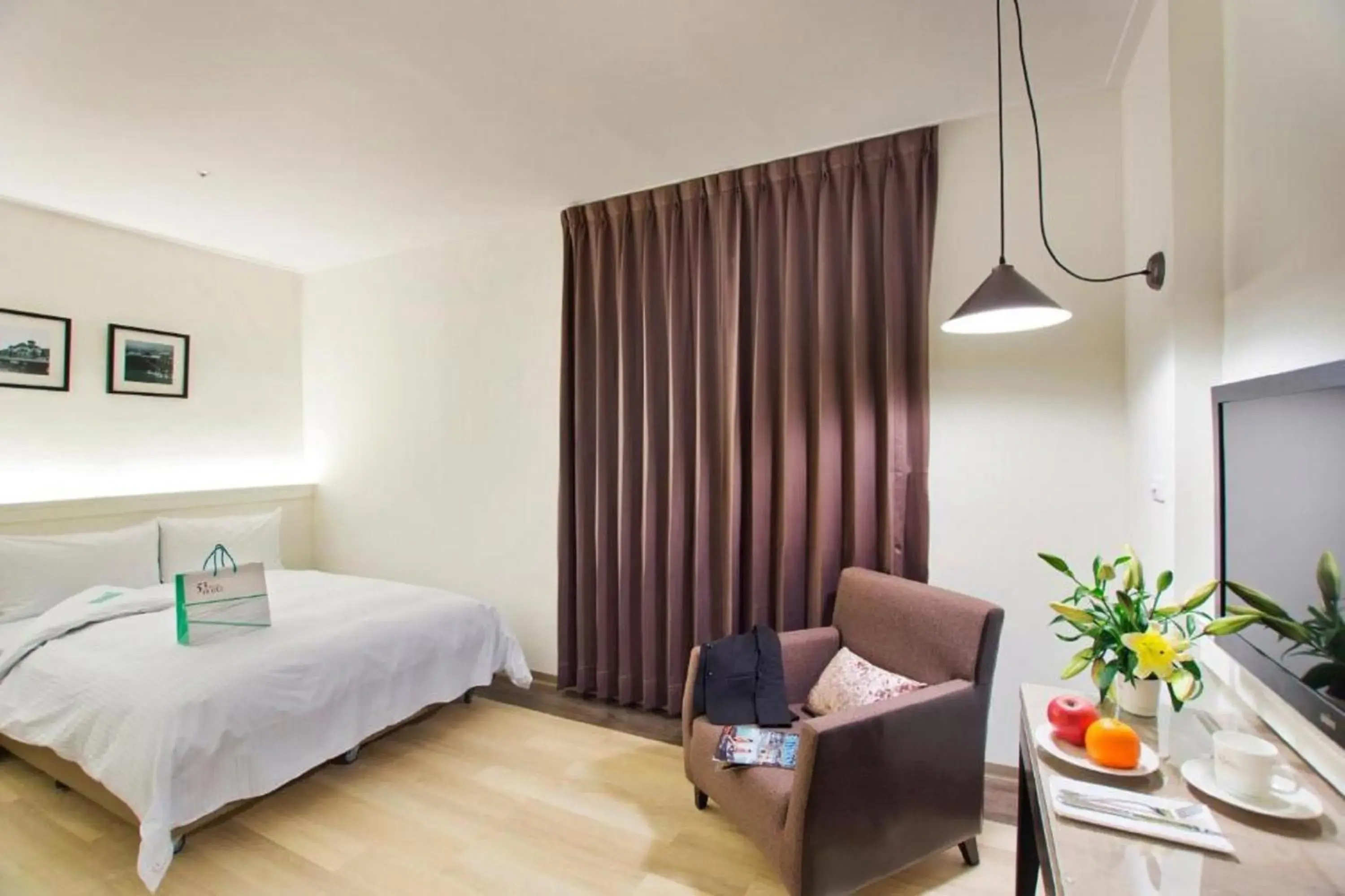 Photo of the whole room, Bed in 53 Hotel Photo of the whole room, Bed in 53 Hotel