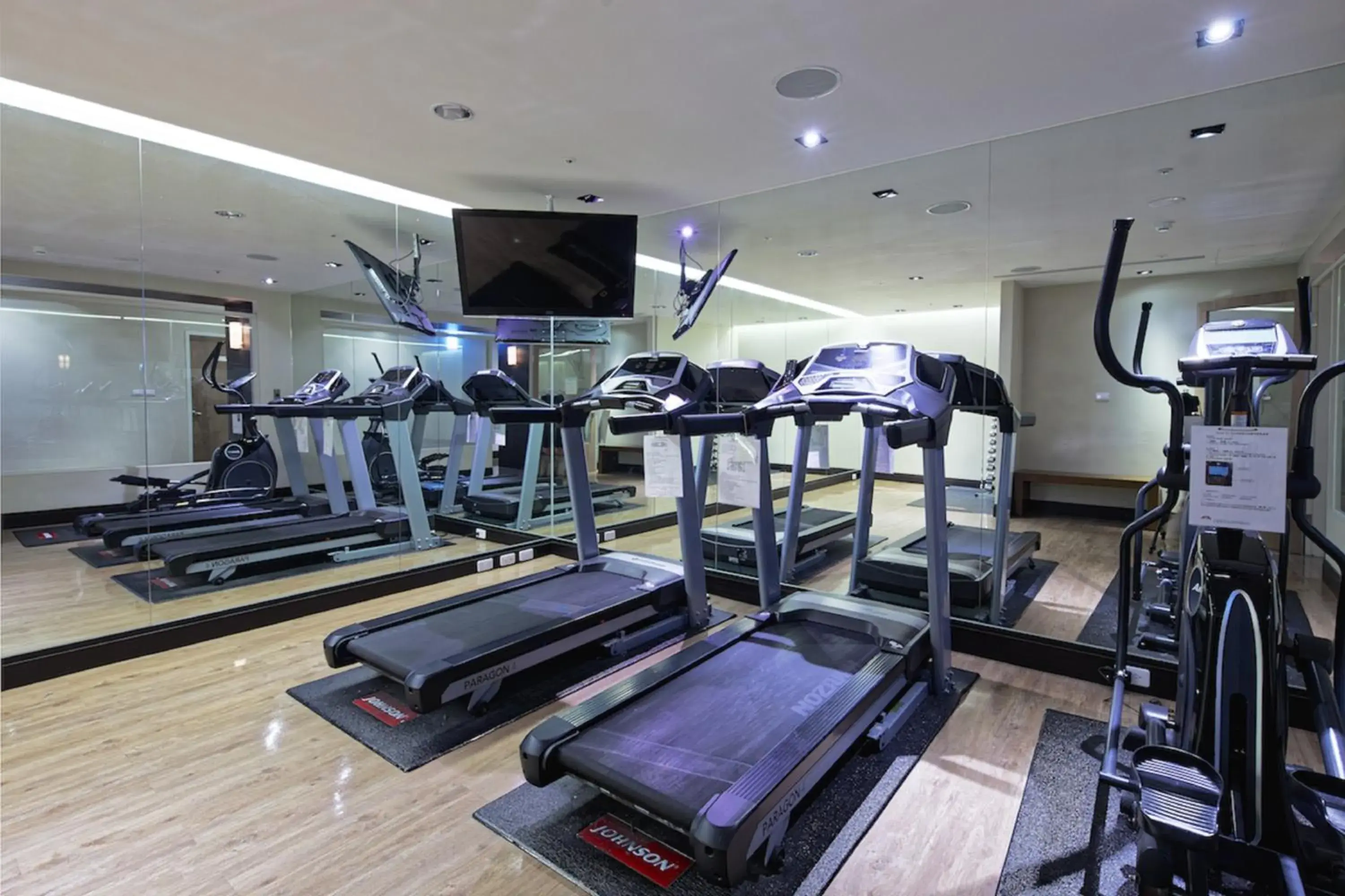 Fitness centre/facilities in 53 Hotel Fitness centre/facilities in 53 Hotel