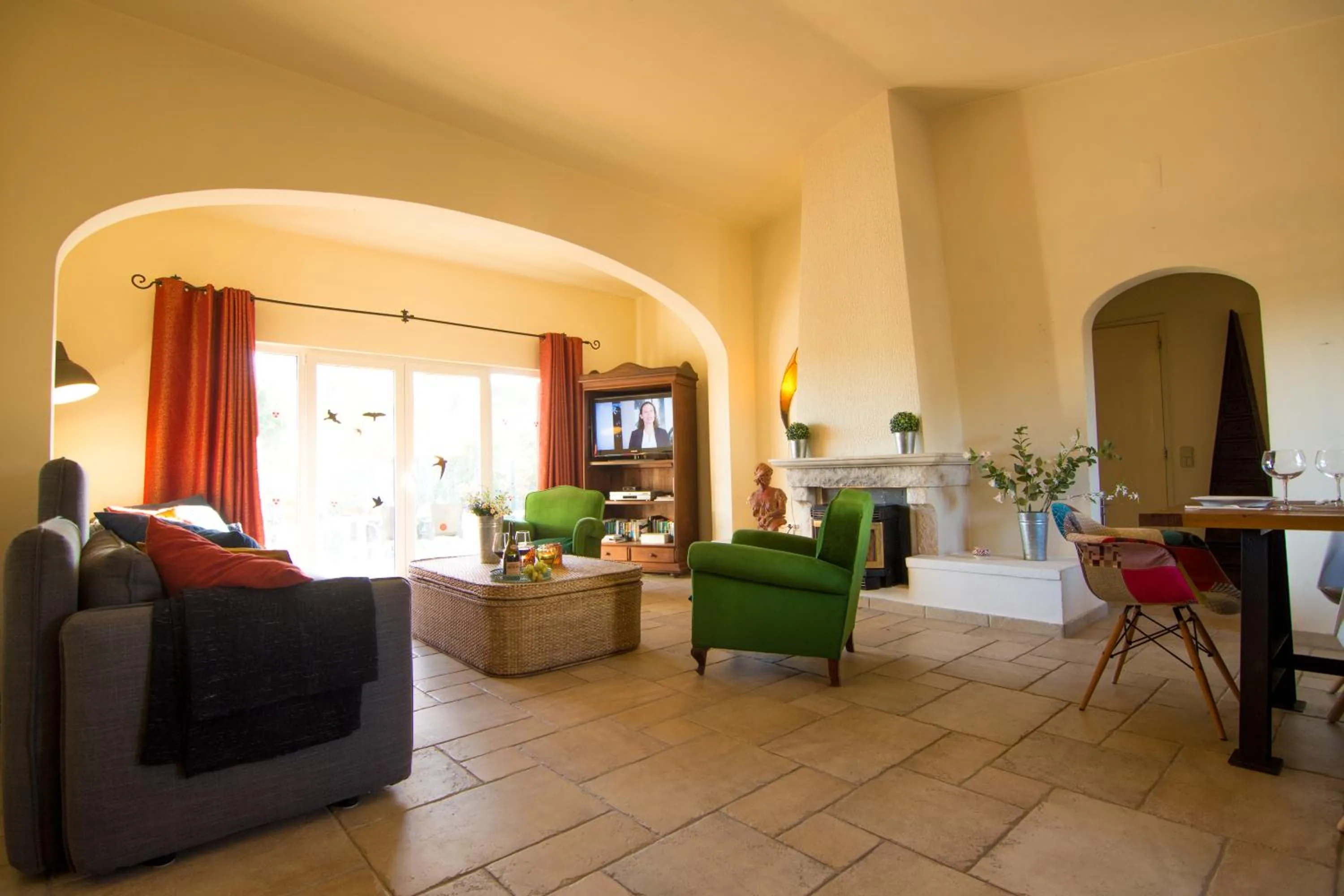villa yvonne,private pool,private parking 1,7 km from the beach