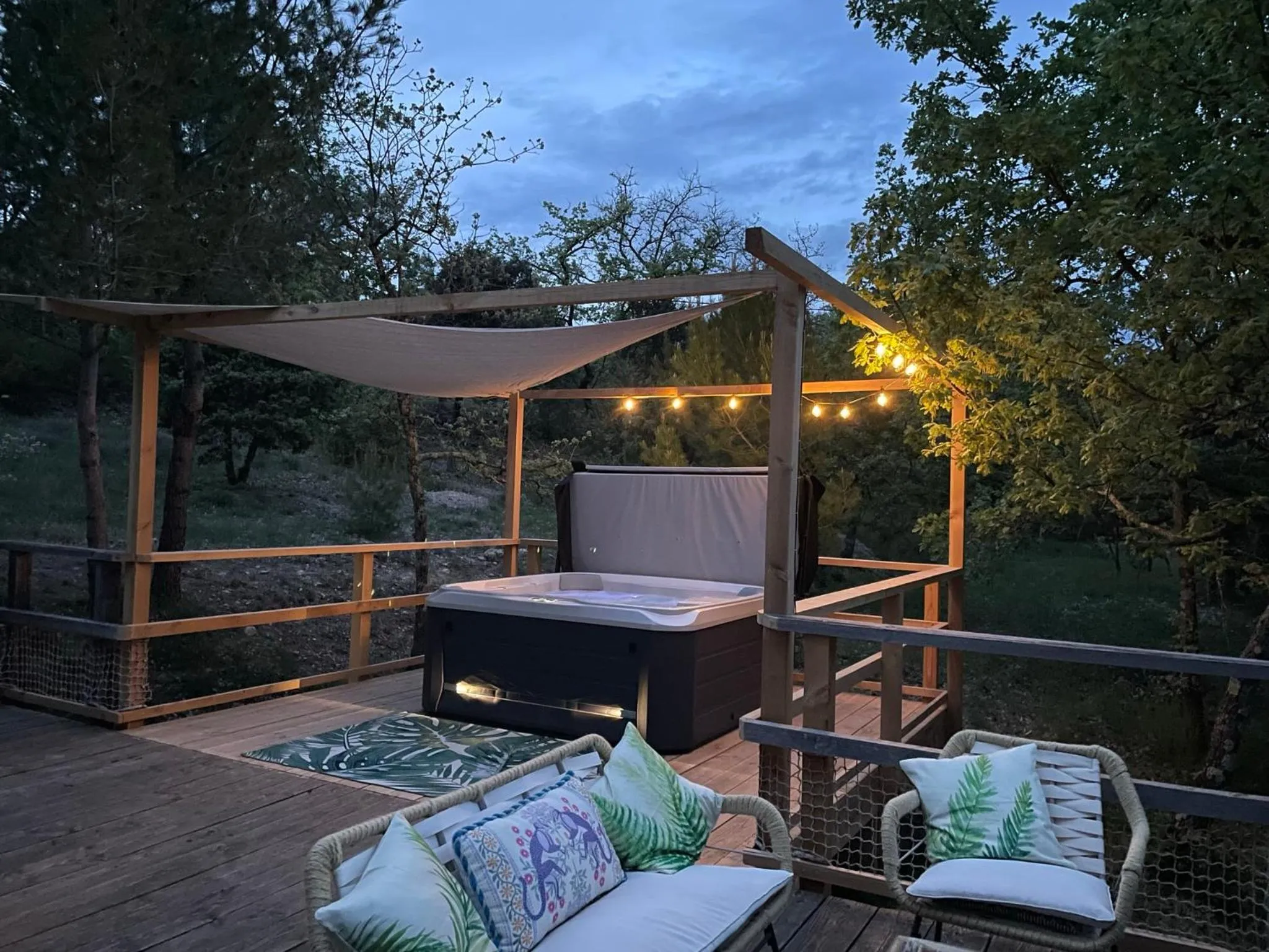 Natural landscape in Les Yourtes de Provence