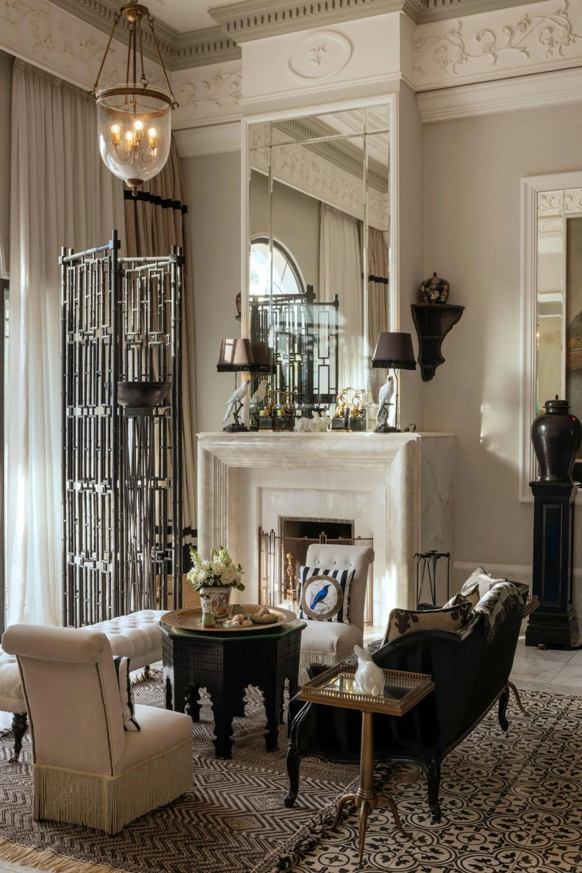 fireplace in Palais Ronsard Relais & Chateaux