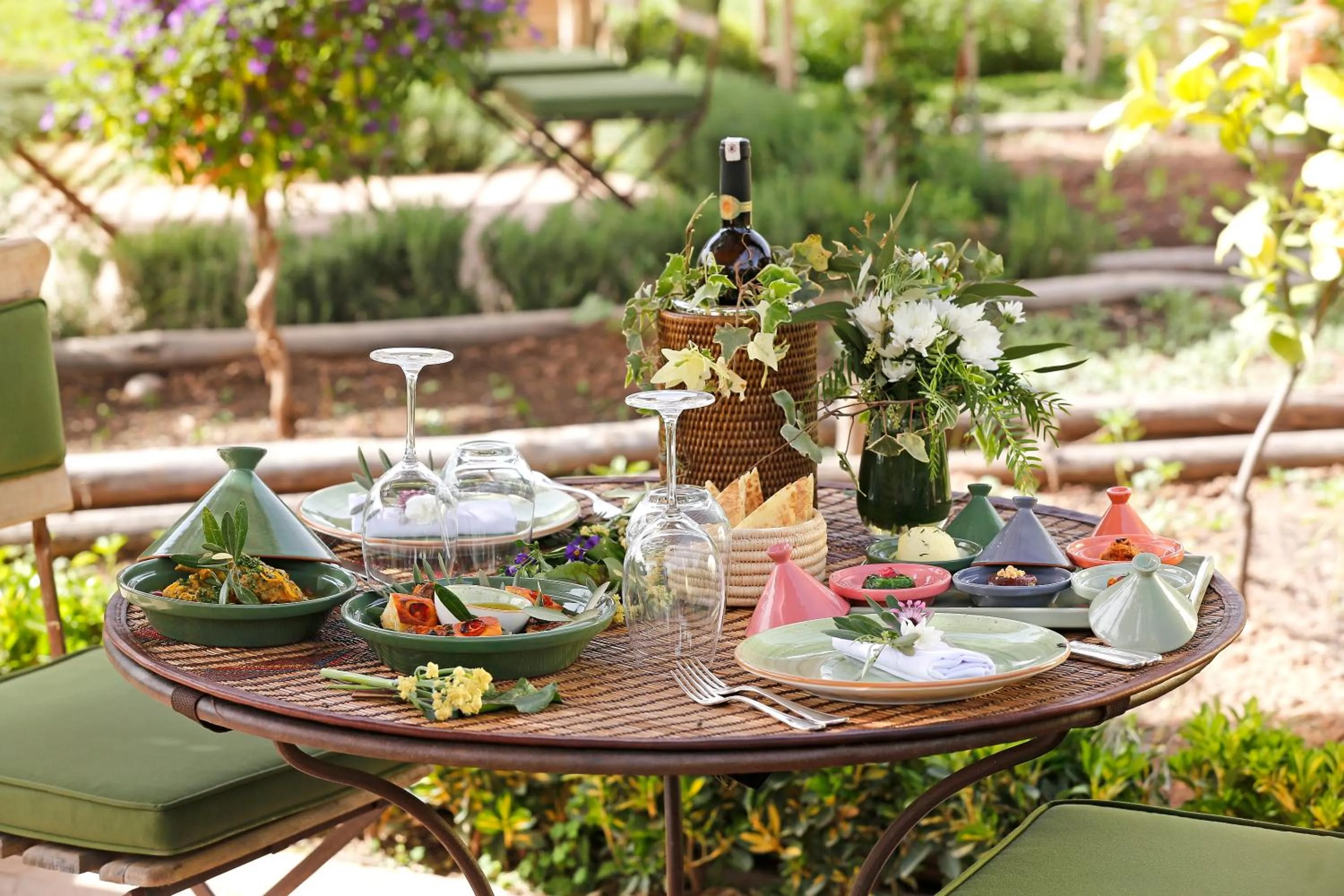 Restaurant/places to eat in Palais Ronsard Relais & Chateaux