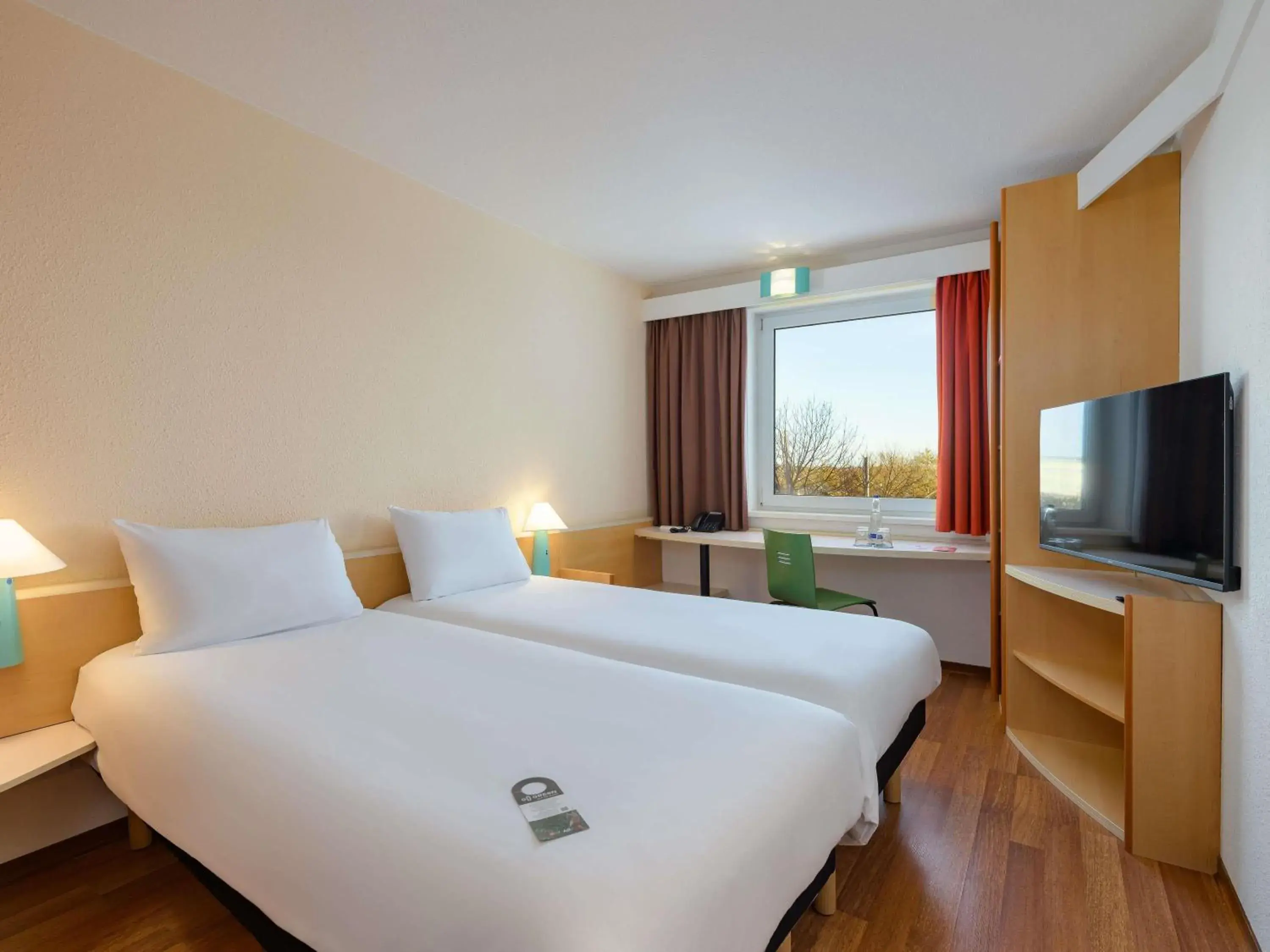 Bedroom, Bed in ibis Hotel München Garching Bedroom, Bed in ibis Hotel München Garching